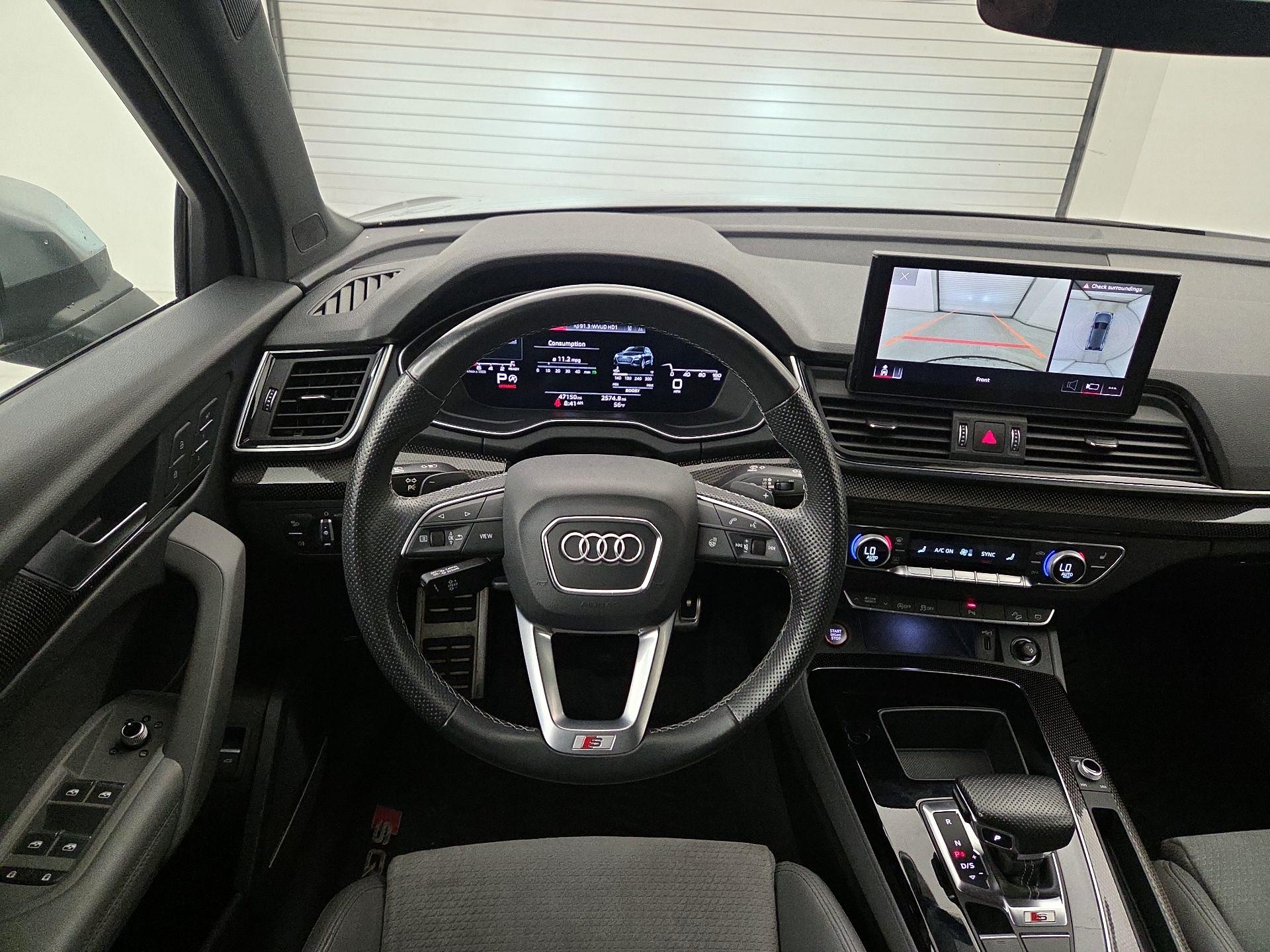 Thumbnail: 2022 Audi SQ5 - 10