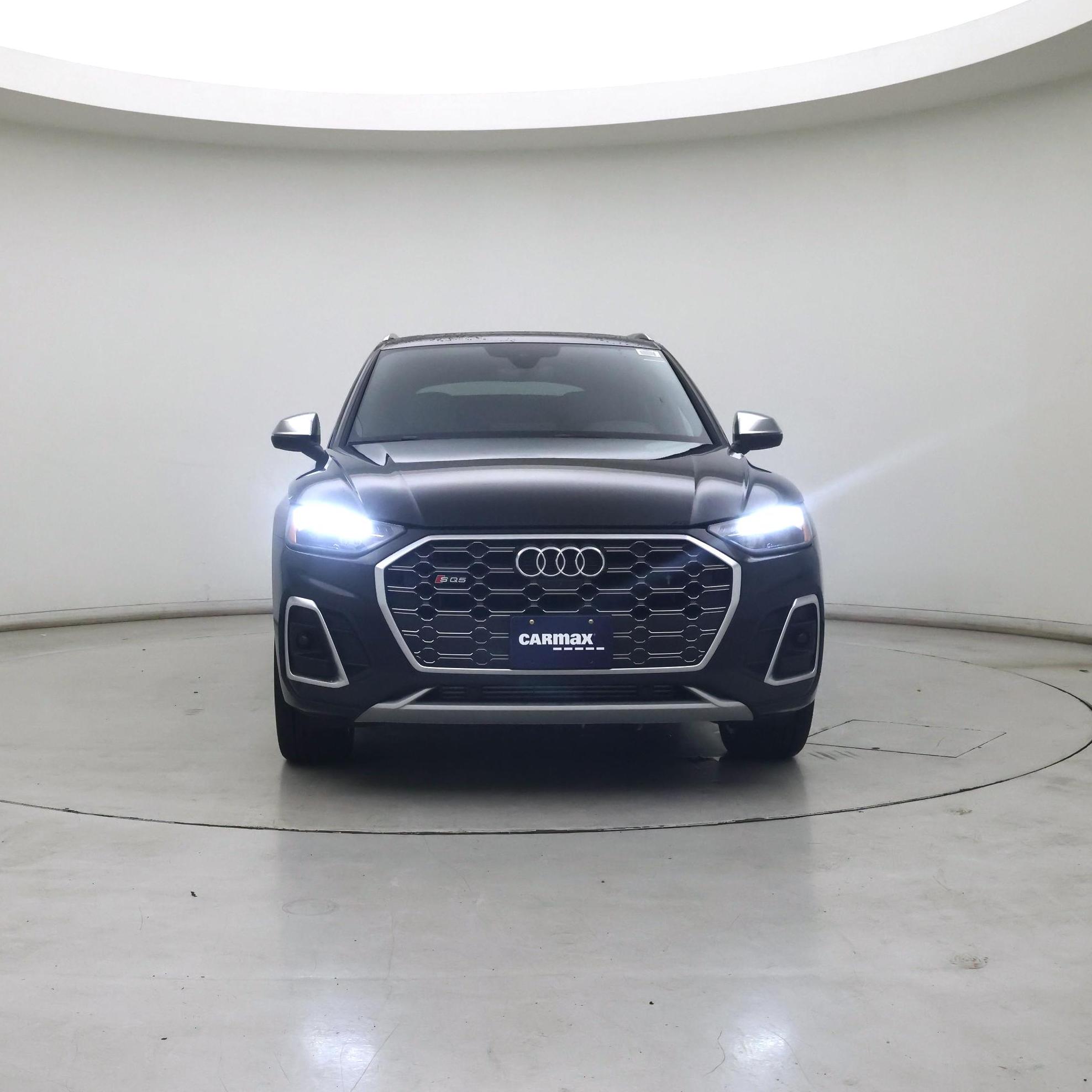 Thumbnail: 2022 Audi SQ5 - 5