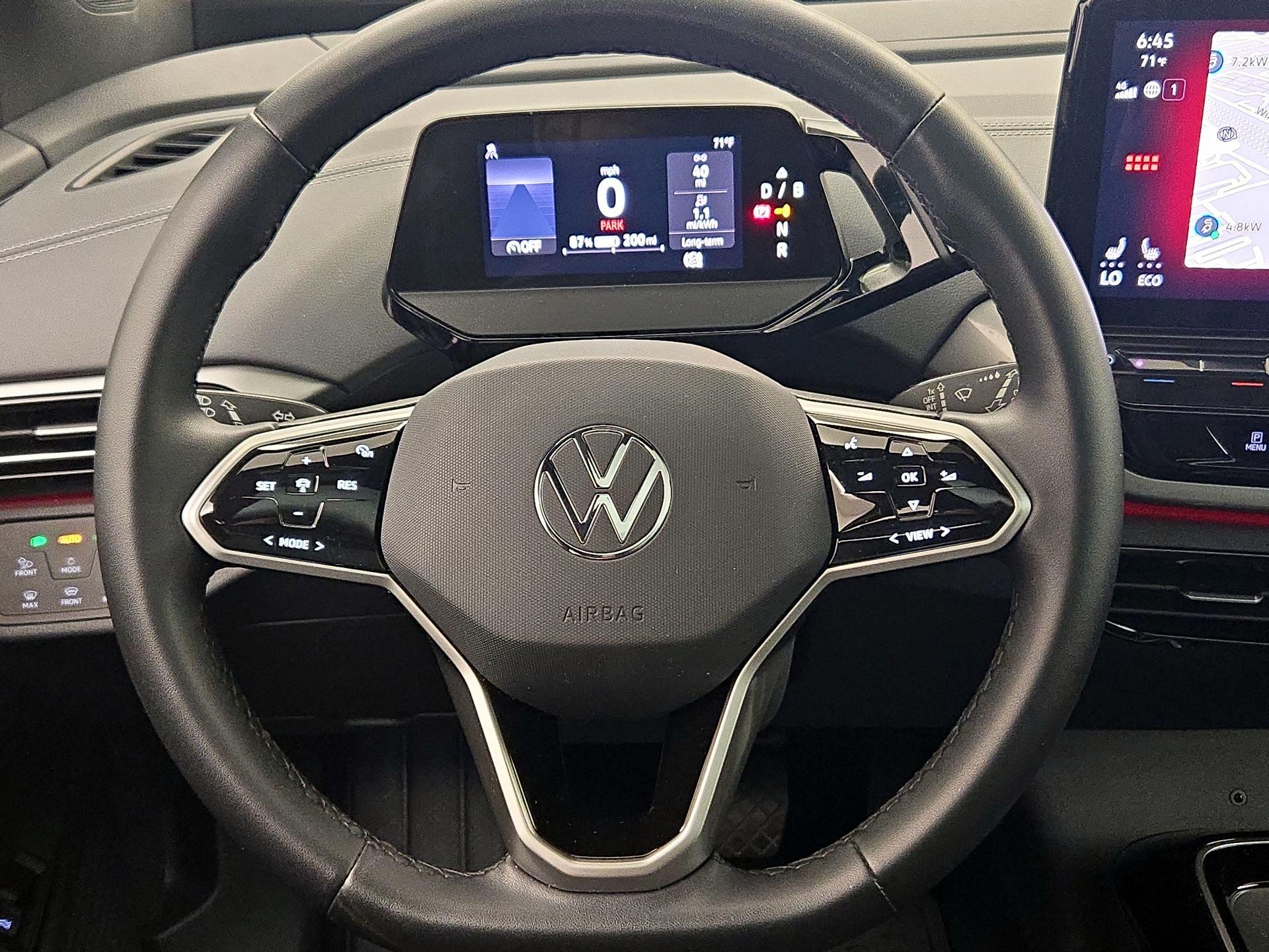 Thumbnail: 2023 Volkswagen ID.4 - 10