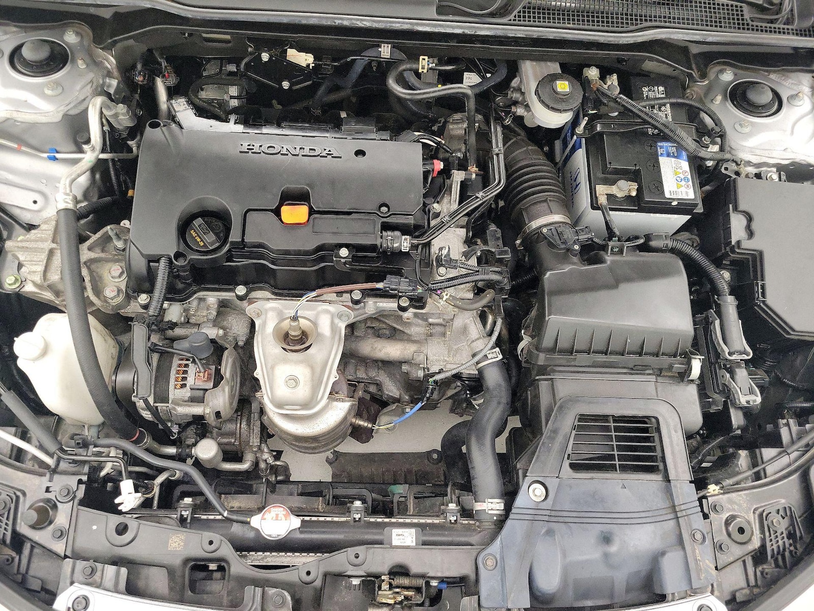 2022 Honda Civic Hatchback LX - Photo 22
