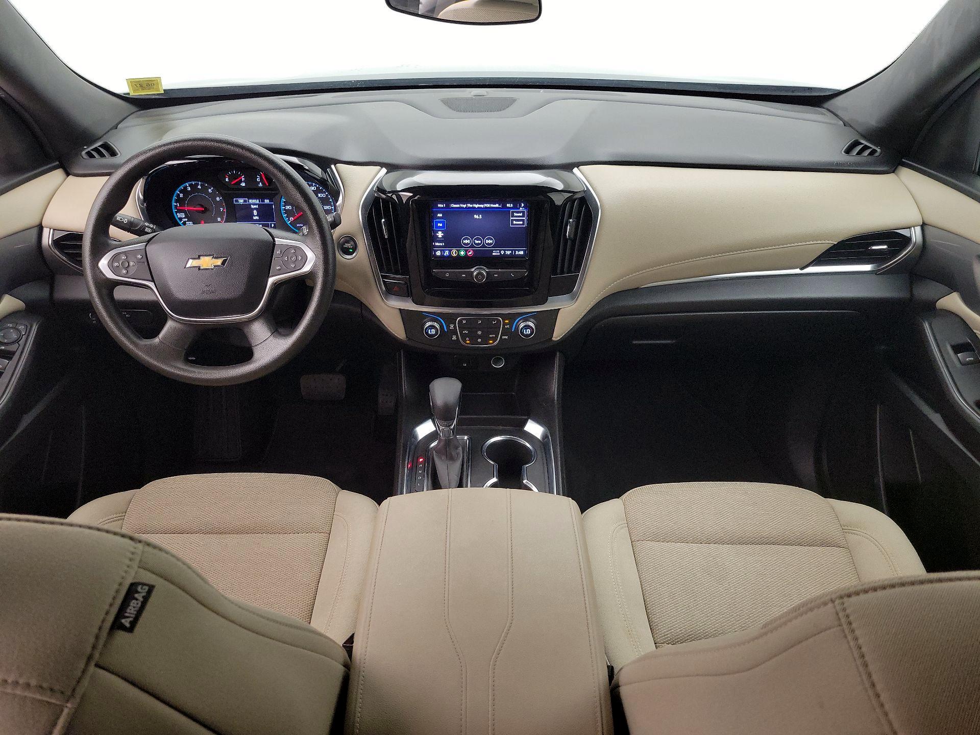 Thumbnail: 2023 Chevrolet Traverse - 9