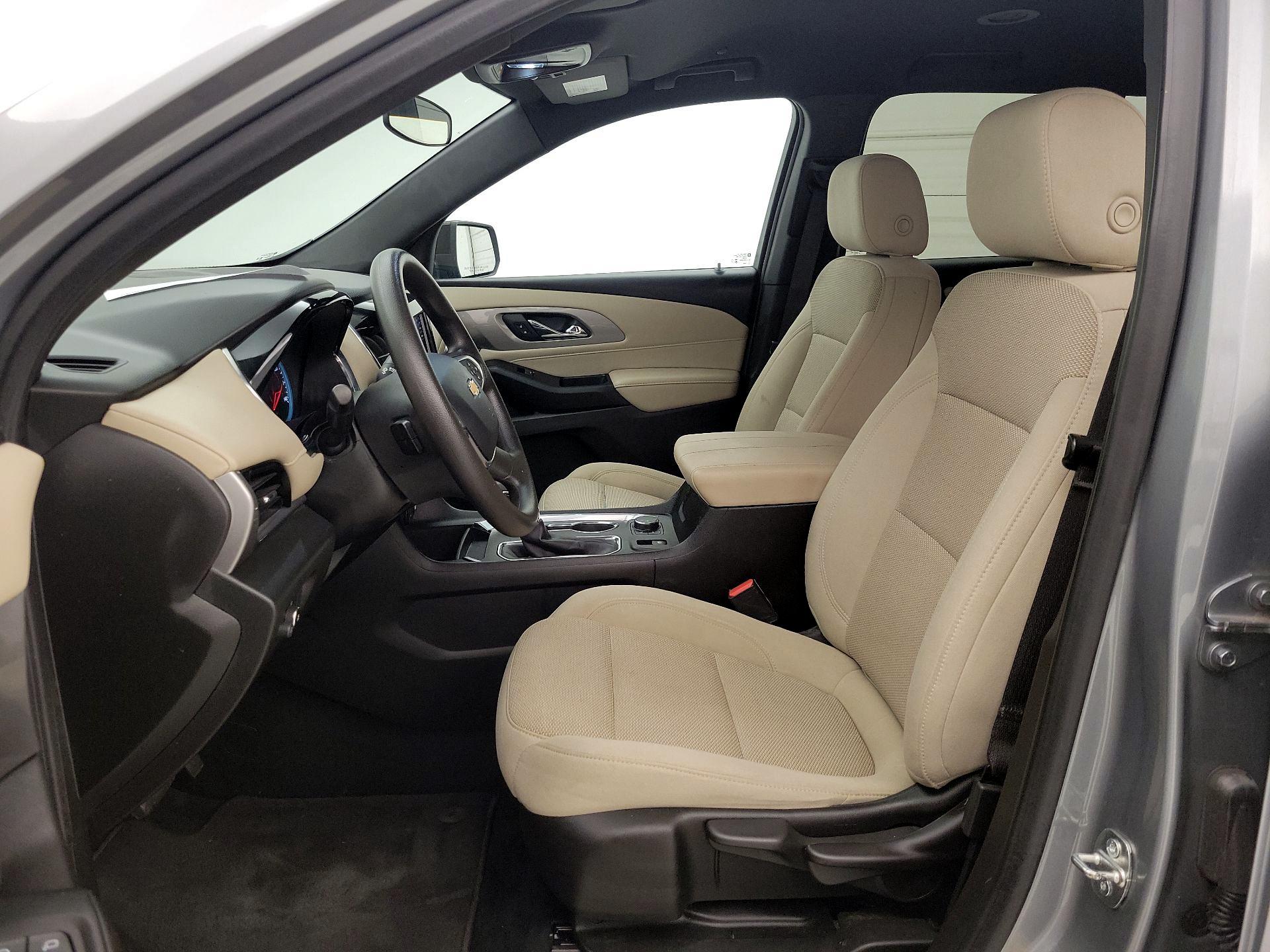Thumbnail: 2023 Chevrolet Traverse - 11
