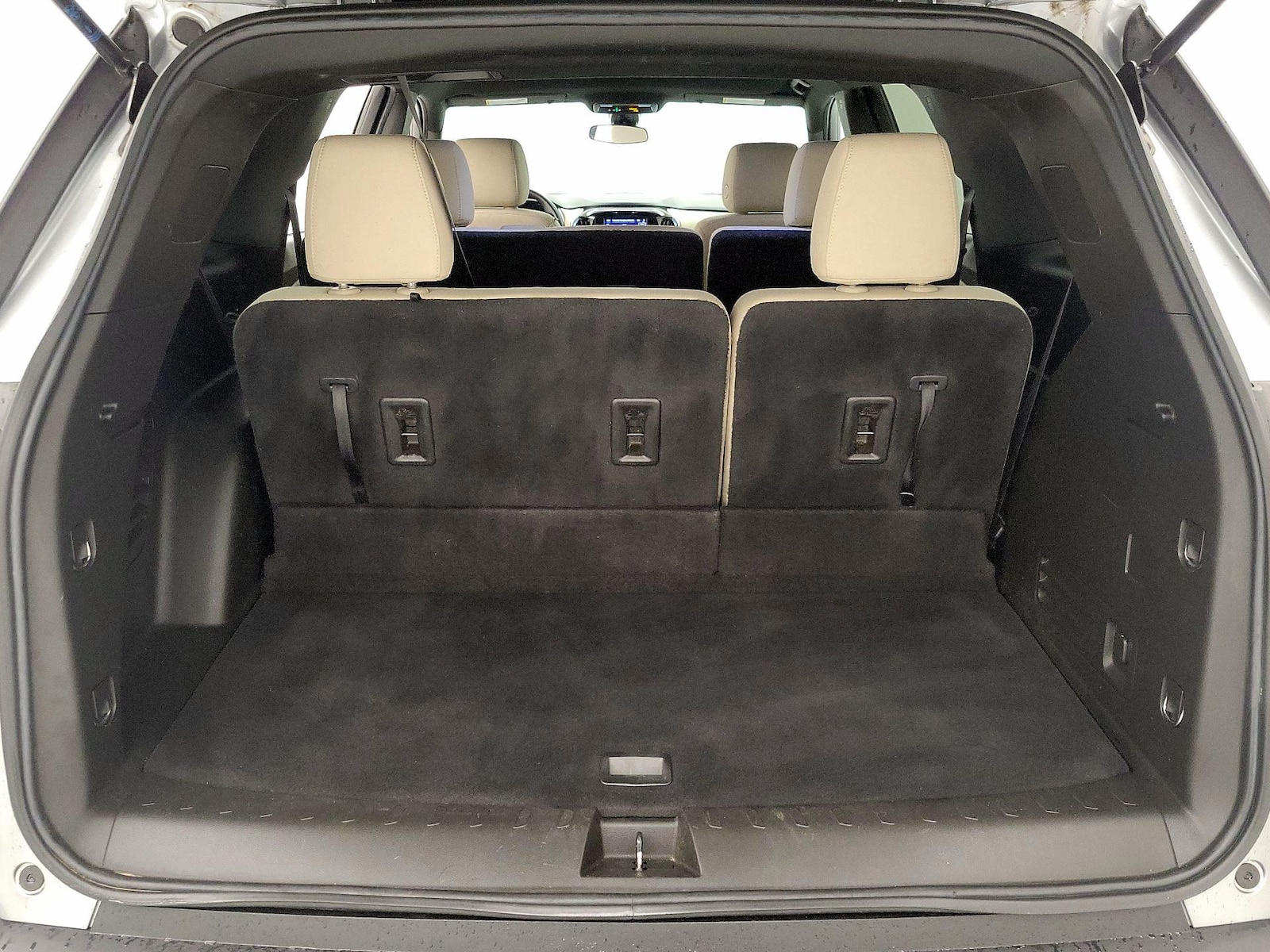 2023 Chevrolet Traverse LS - Photo 22