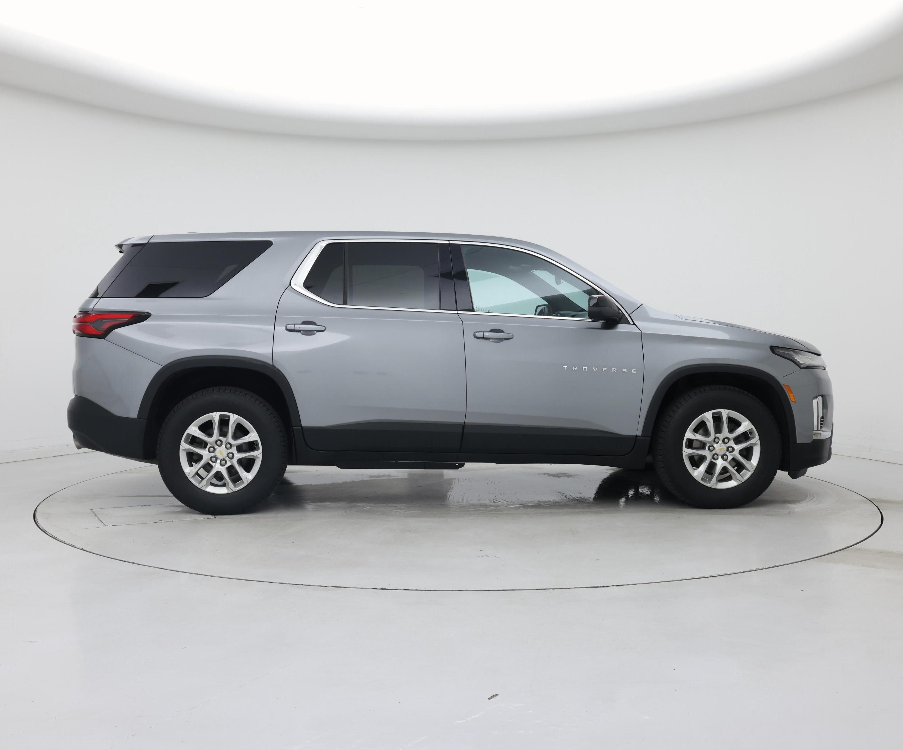 Thumbnail: 2023 Chevrolet Traverse - 7