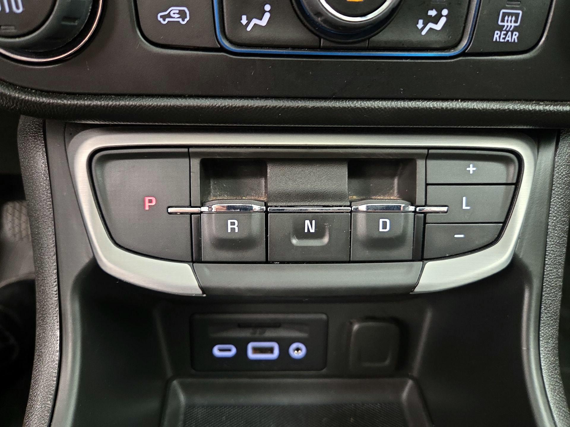Thumbnail: 2022 GMC Terrain - 18