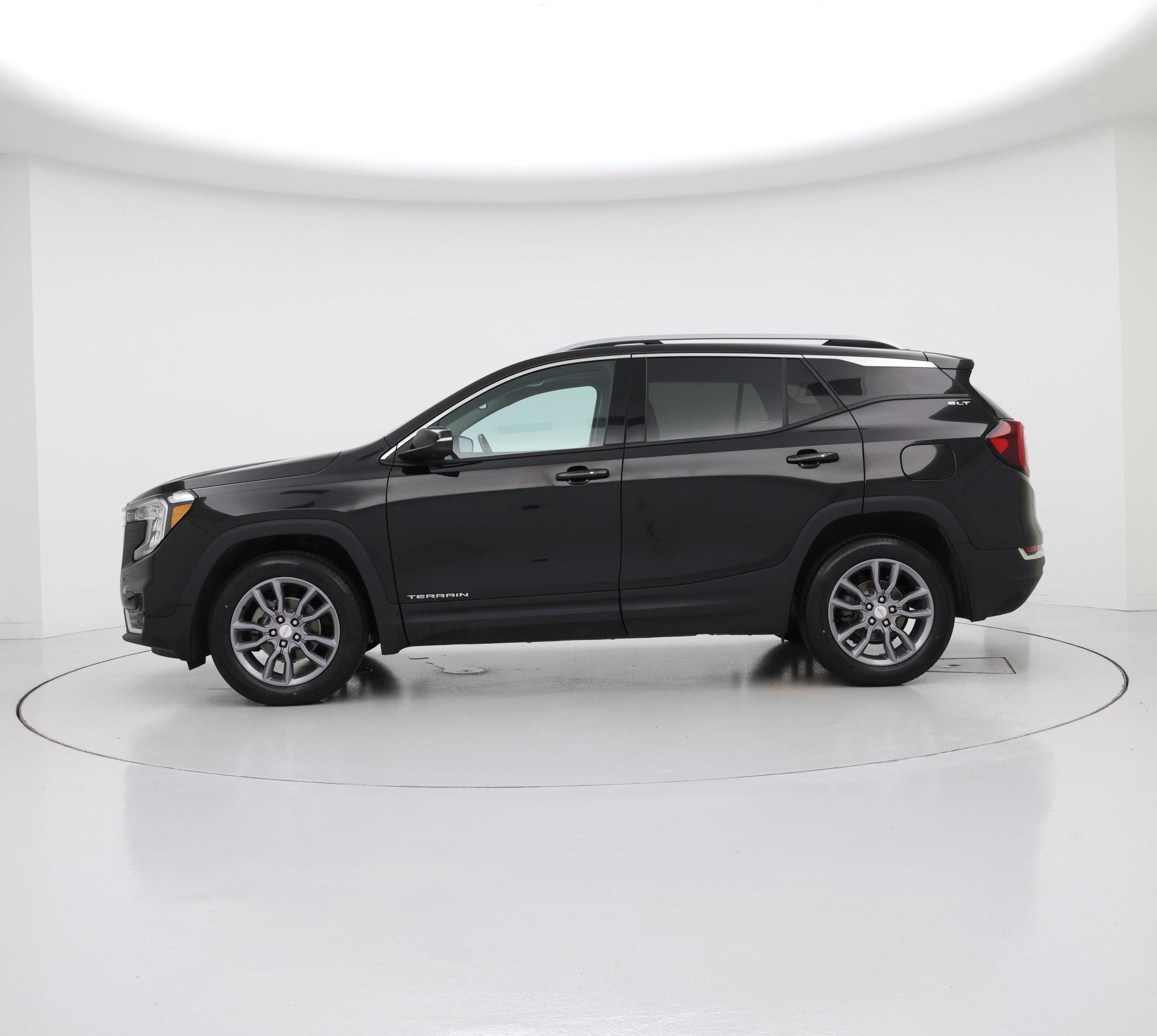 Thumbnail: 2022 GMC Terrain - 3