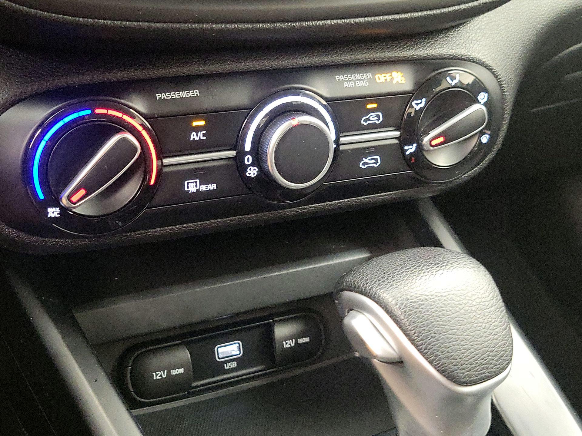 Thumbnail: 2023 Kia Soul - 16