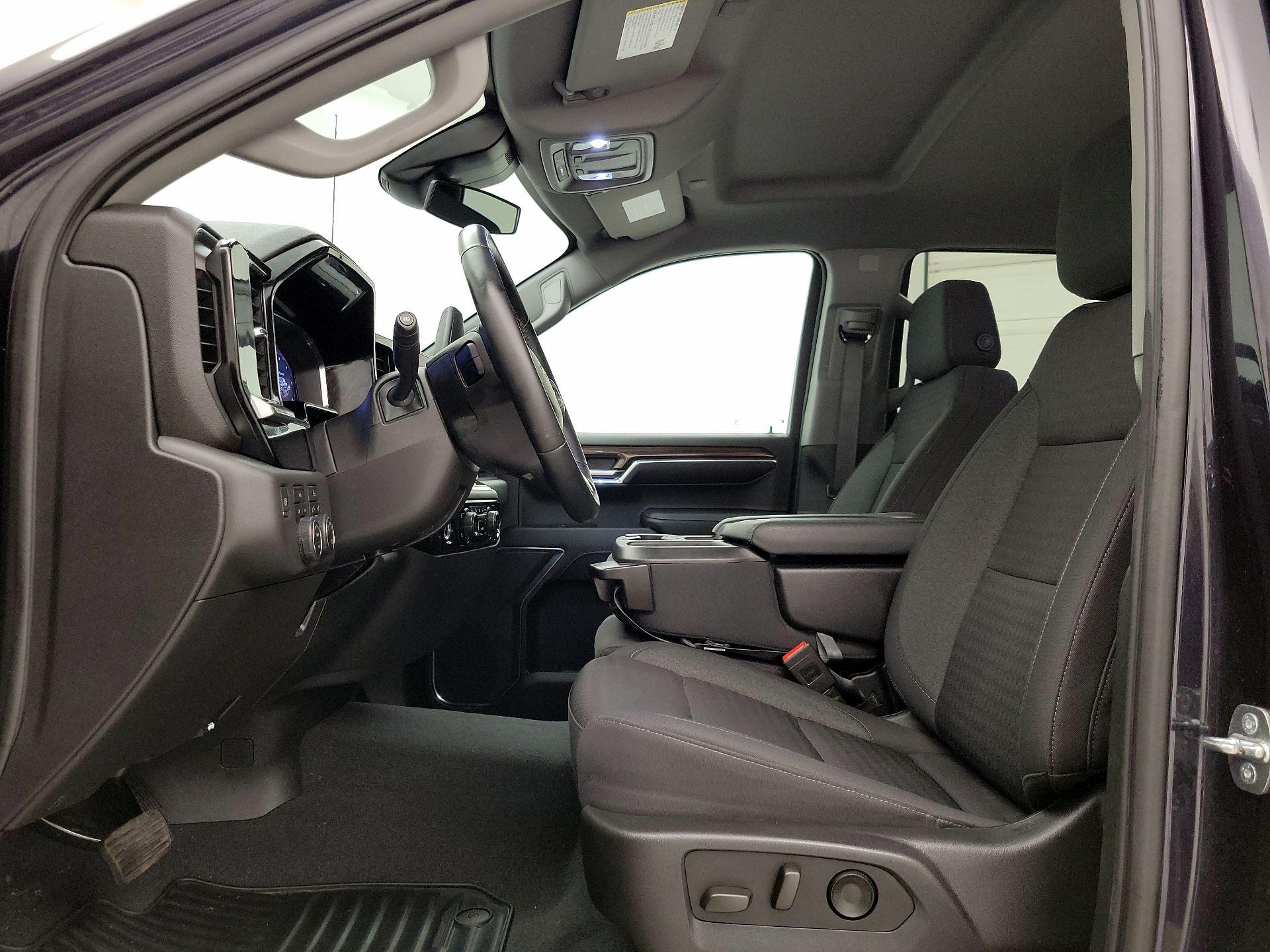 Thumbnail: 2023 Chevrolet Silverado 1500 - 11