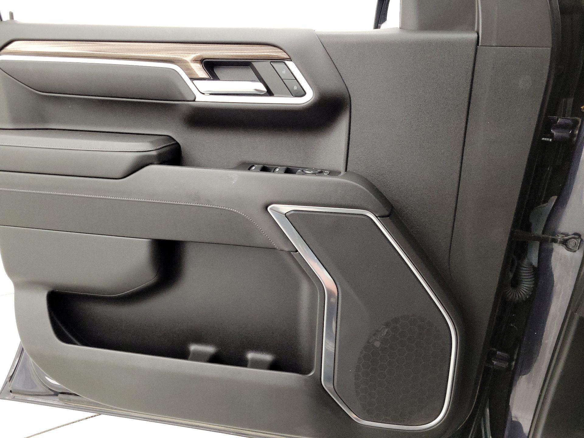 Thumbnail: 2023 Chevrolet Silverado 1500 - 12