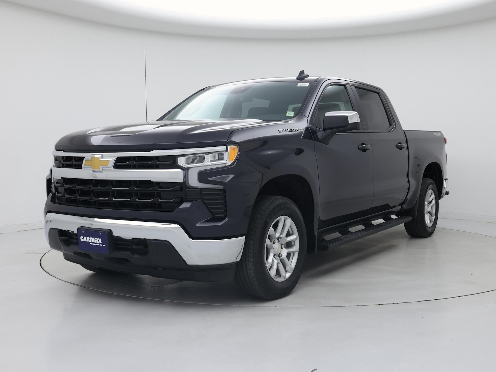 2023 Chevrolet Silverado 1500 LT - Photo 5