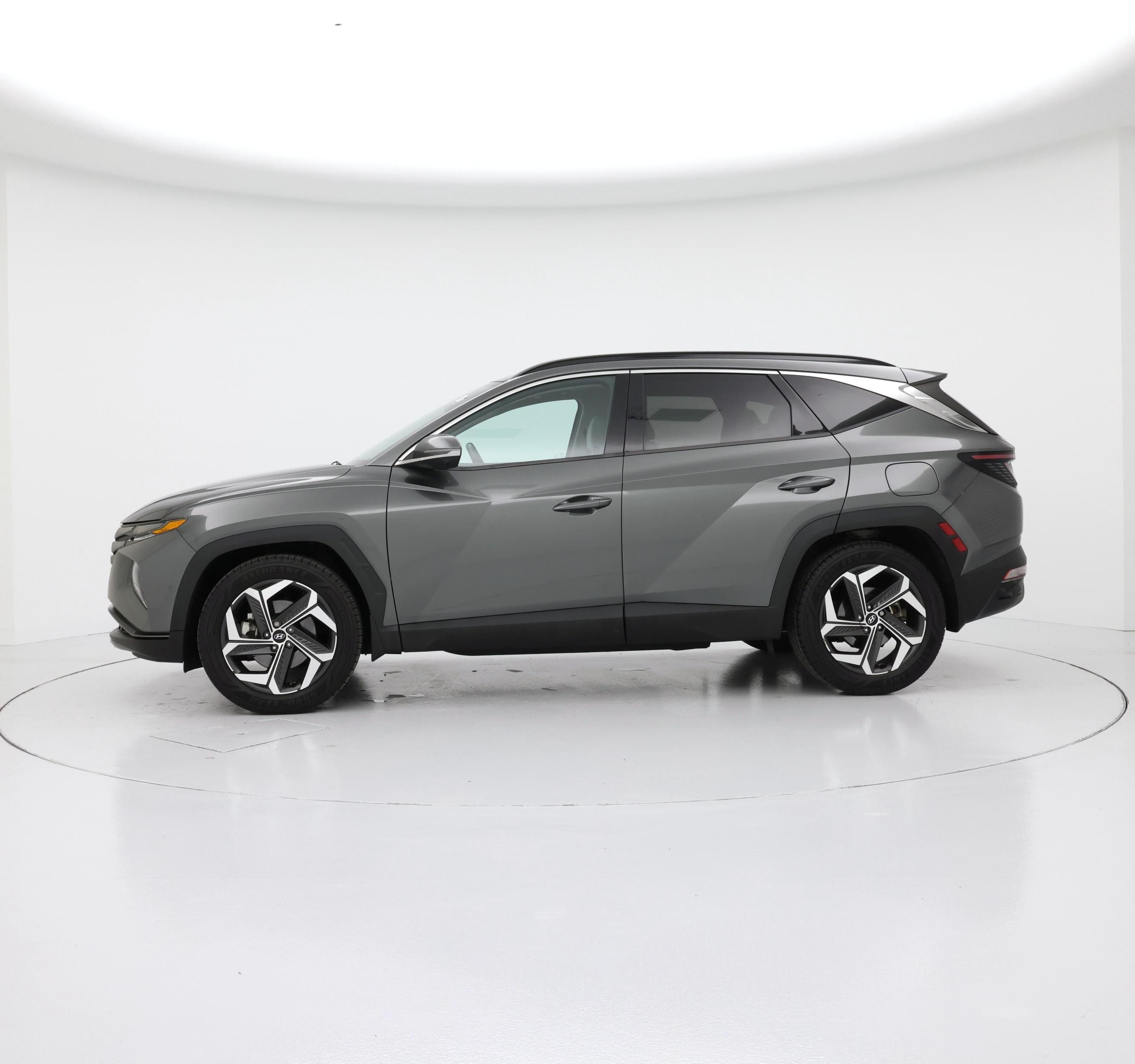 Thumbnail: 2022 Hyundai Tucson - 3
