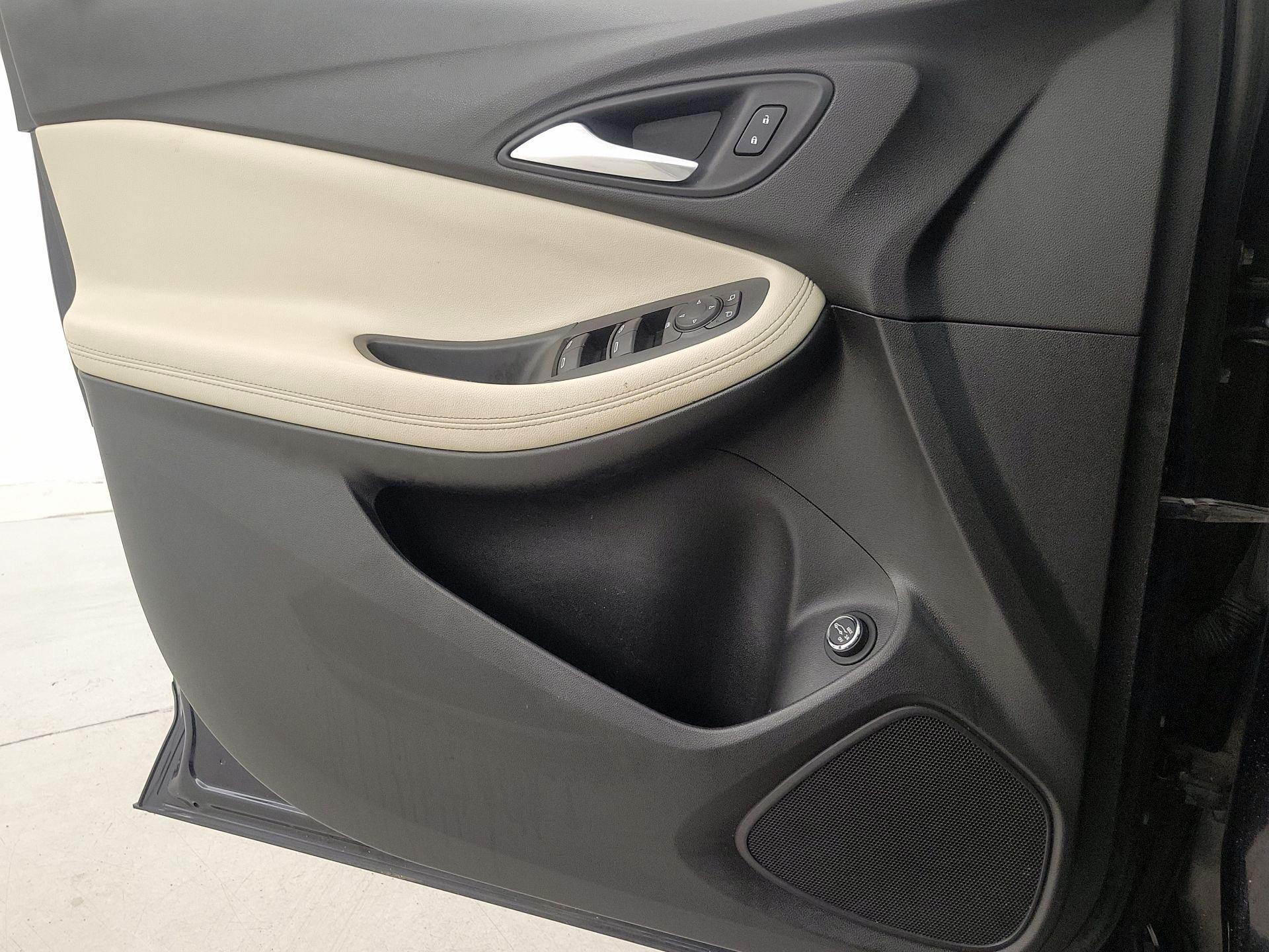 Thumbnail: 2020 Buick Encore GX - 12