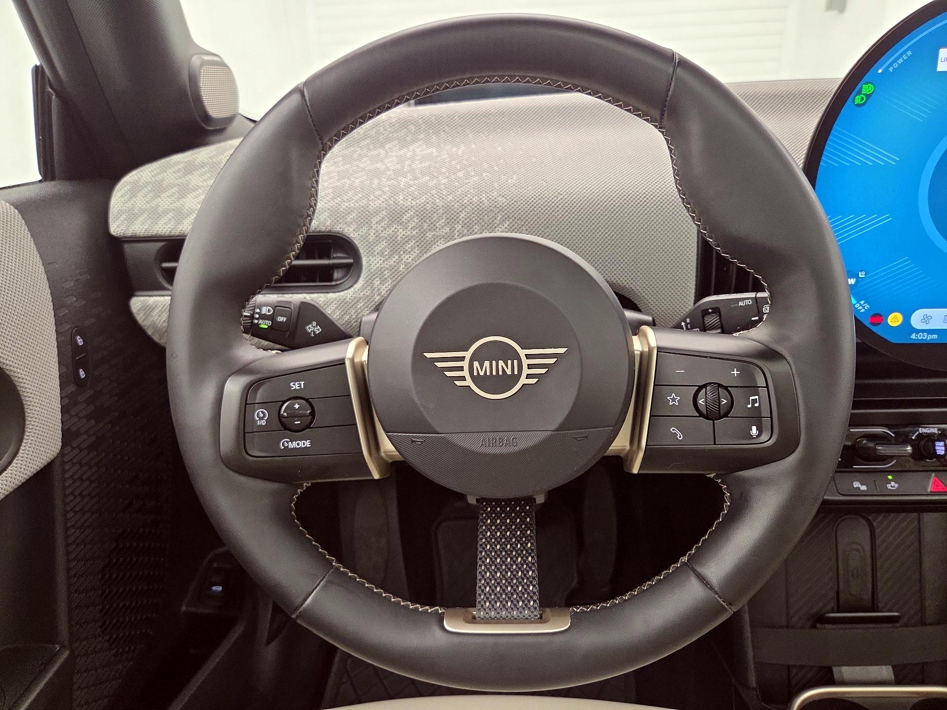 Thumbnail: 2025 MINI Cooper Hardtop - 10