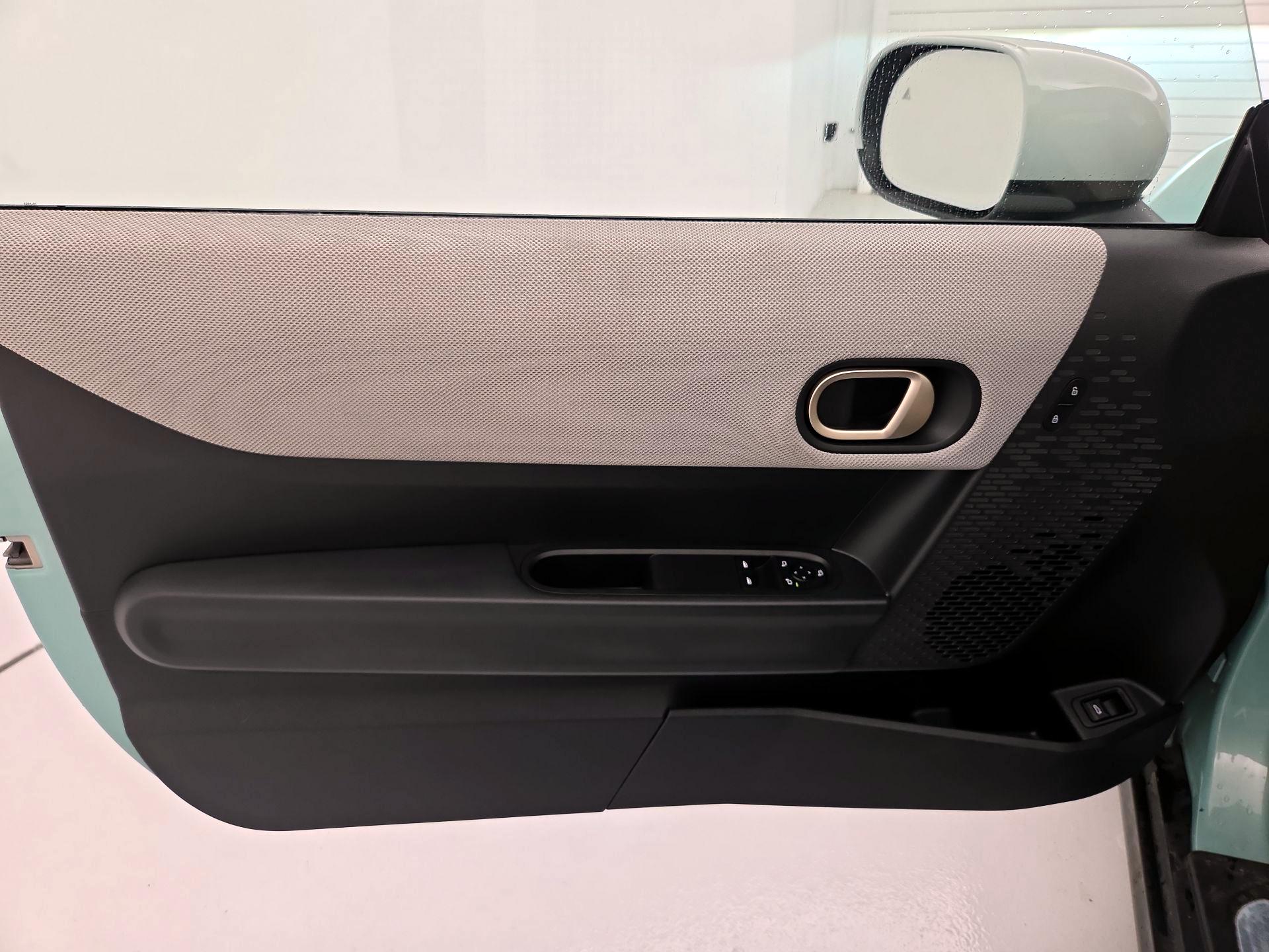 Thumbnail: 2025 MINI Cooper Hardtop - 12