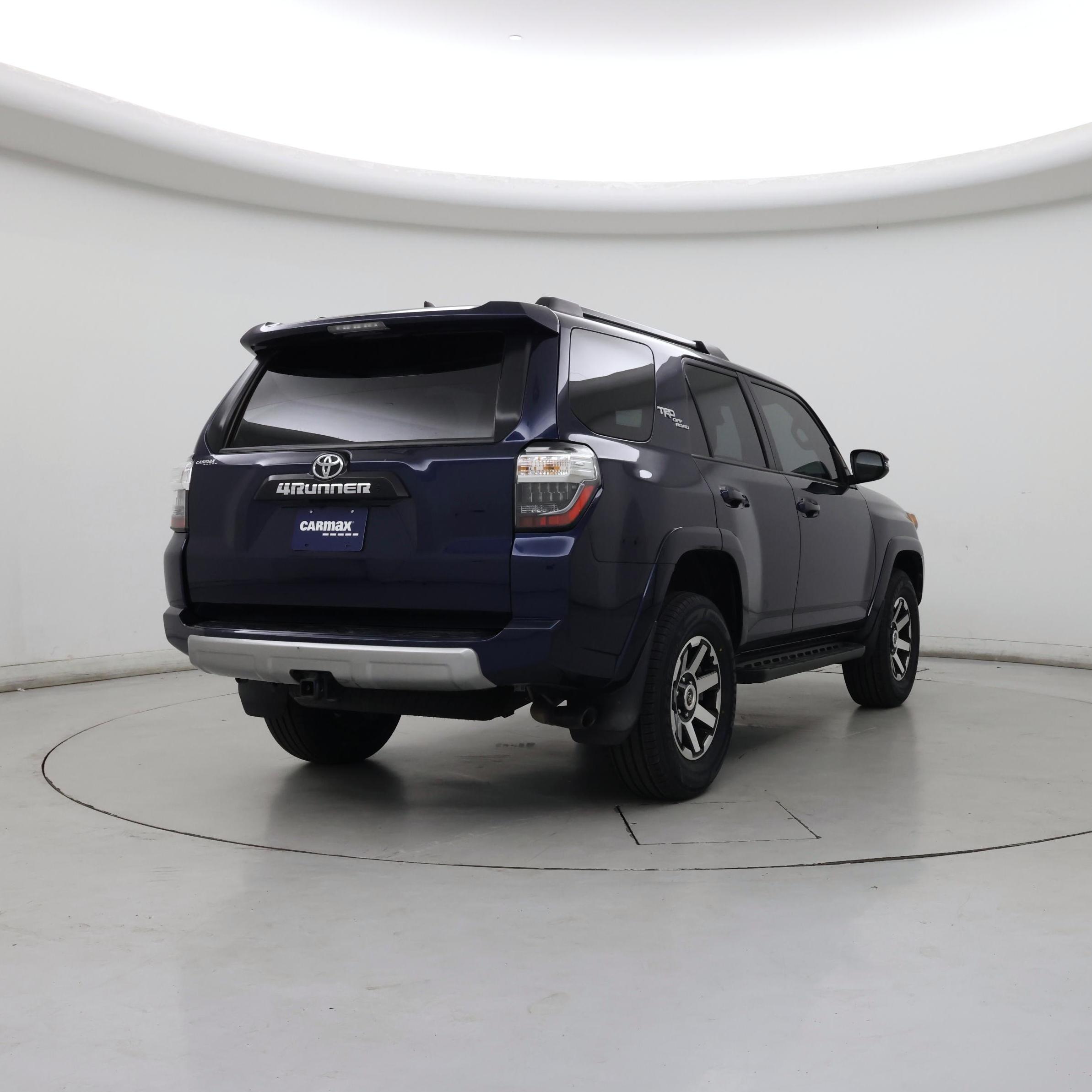 Thumbnail: 2022 Toyota 4Runner - 8