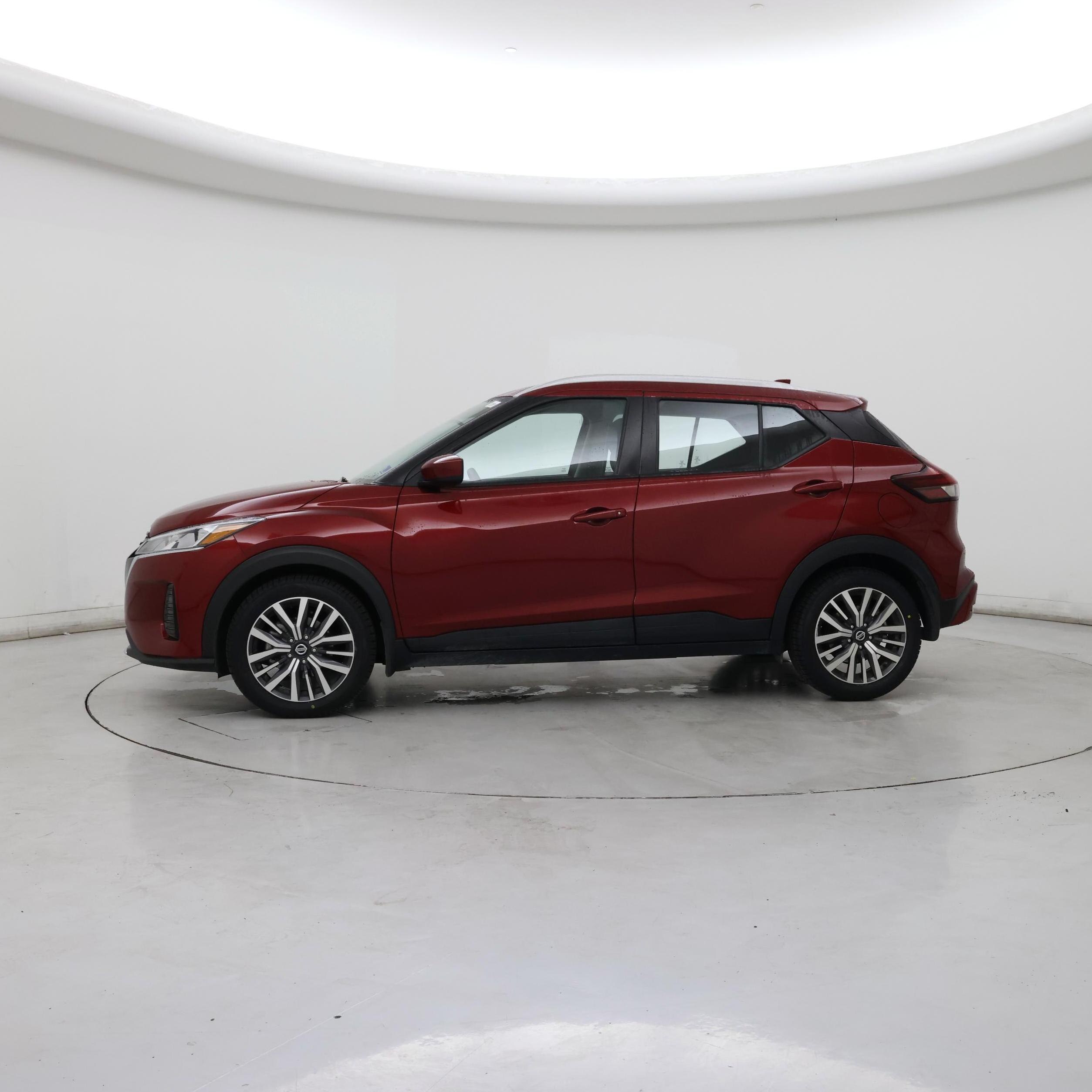 Thumbnail: 2021 Nissan Kicks - 3