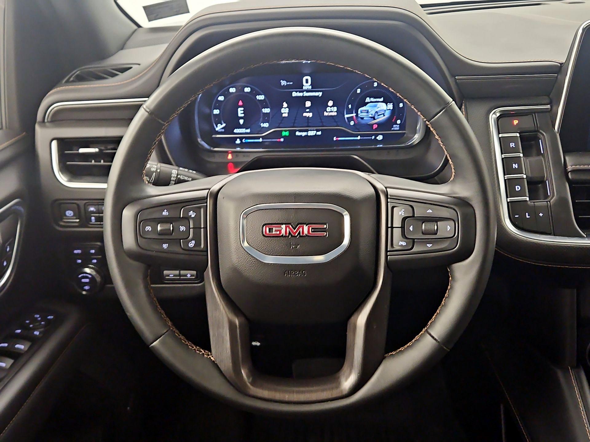 Thumbnail: 2024 GMC Yukon XL - 10