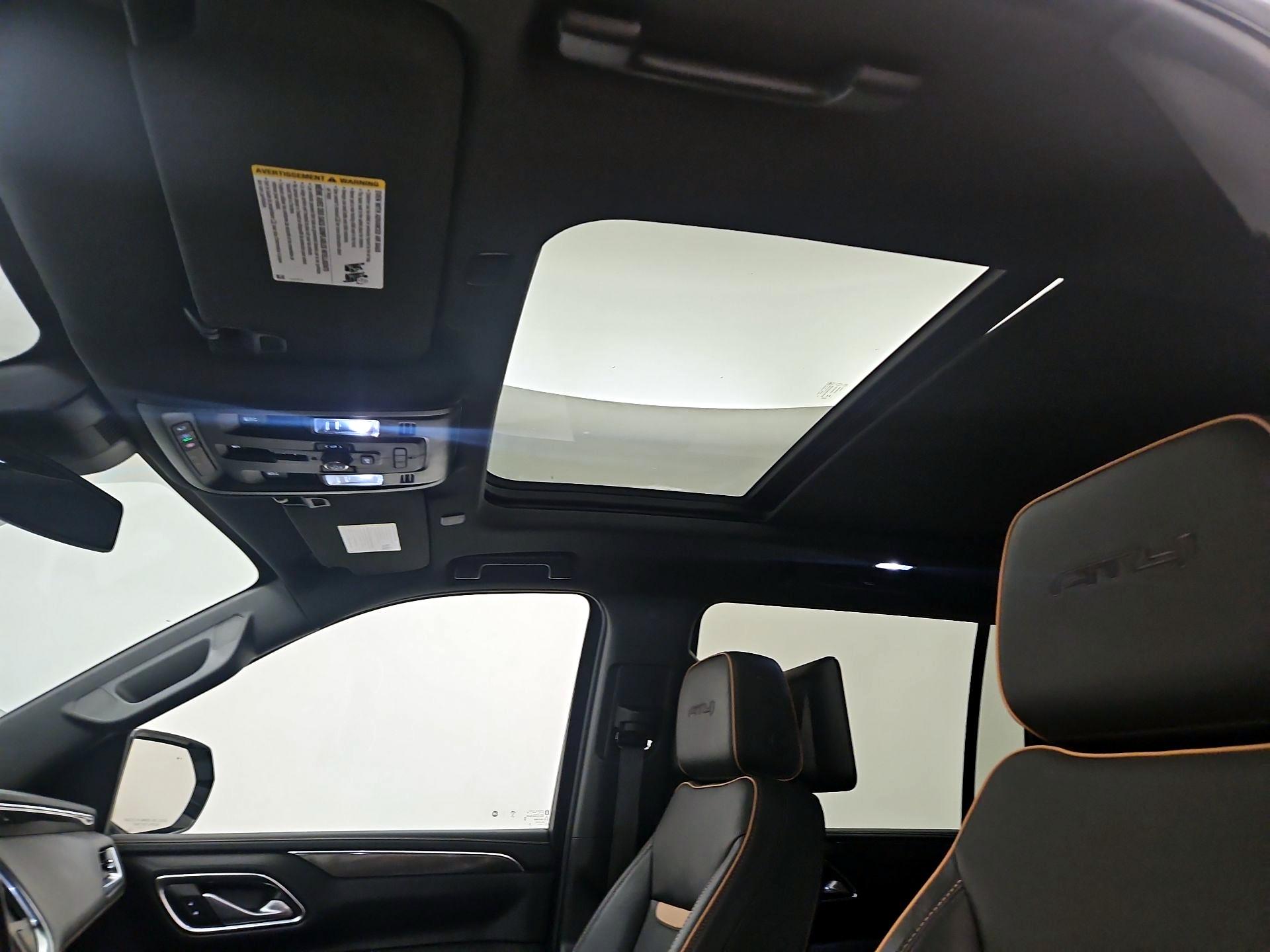 Thumbnail: 2024 GMC Yukon XL - 19