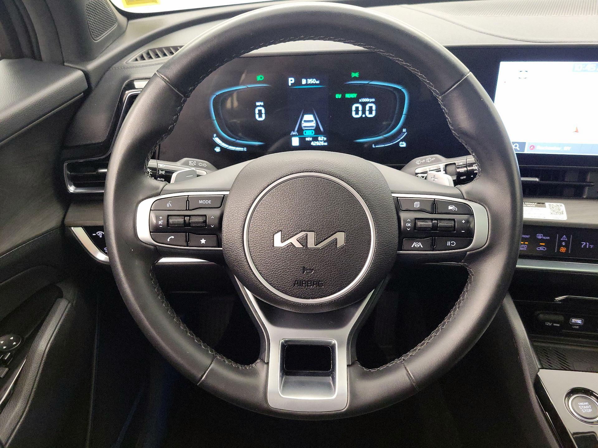 Thumbnail: 2023 Kia Sportage - 10