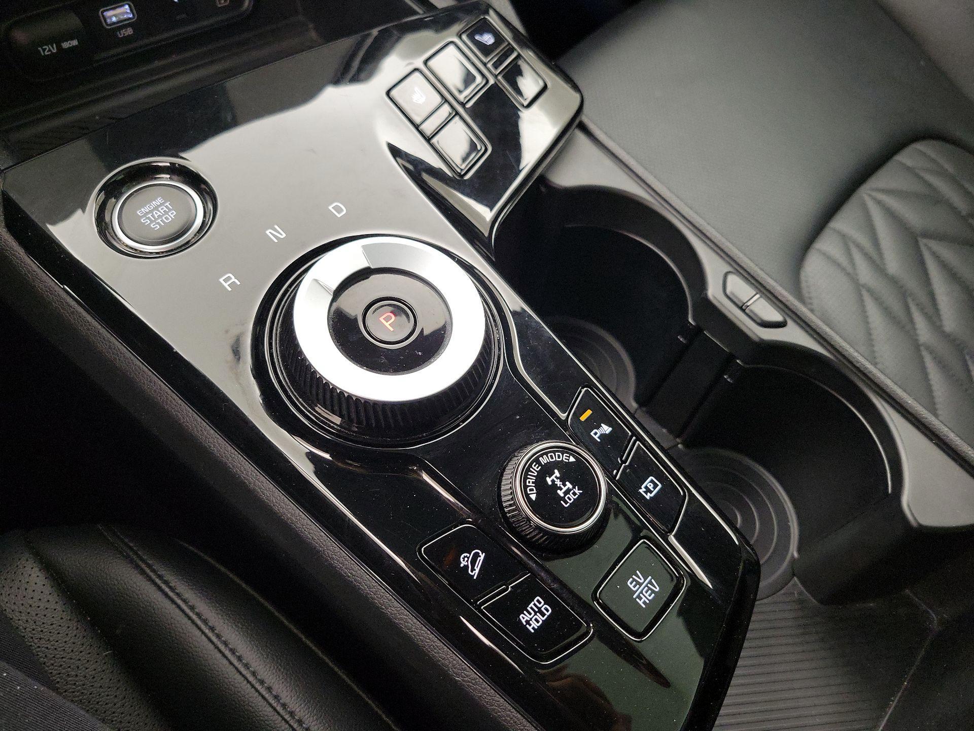 Thumbnail: 2023 Kia Sportage - 18