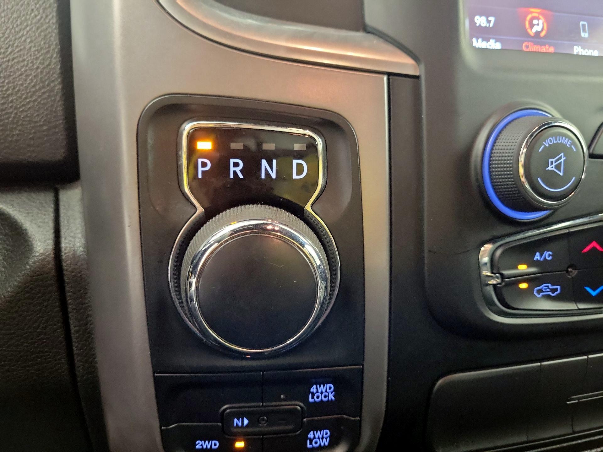 Thumbnail: 2021 RAM 1500 Classic - 15