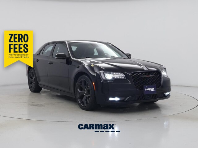 Black 2022 Chrysler 300 Sedan Rear-Wheel Drive Automatic