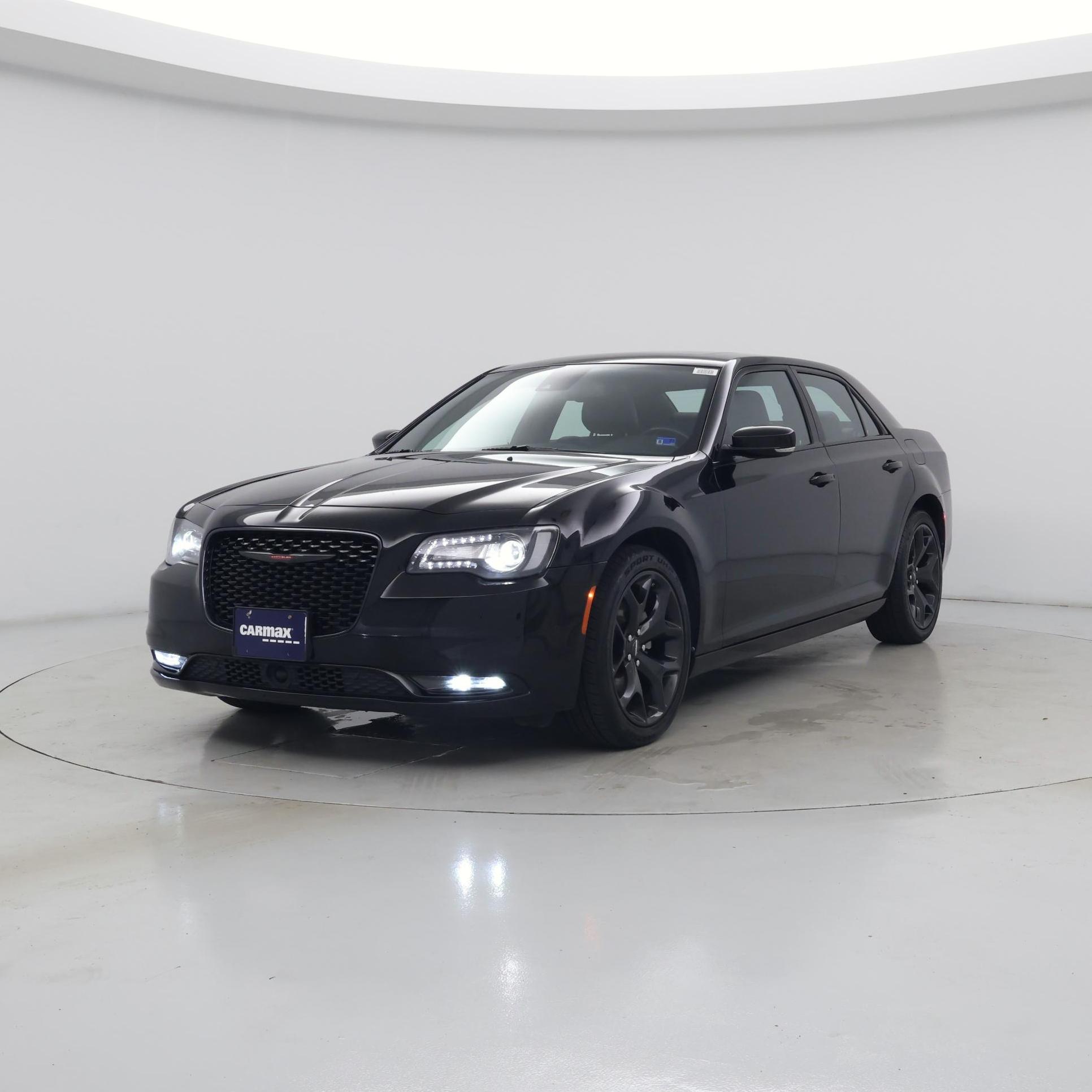 Thumbnail: 2022 Chrysler 300 - 4