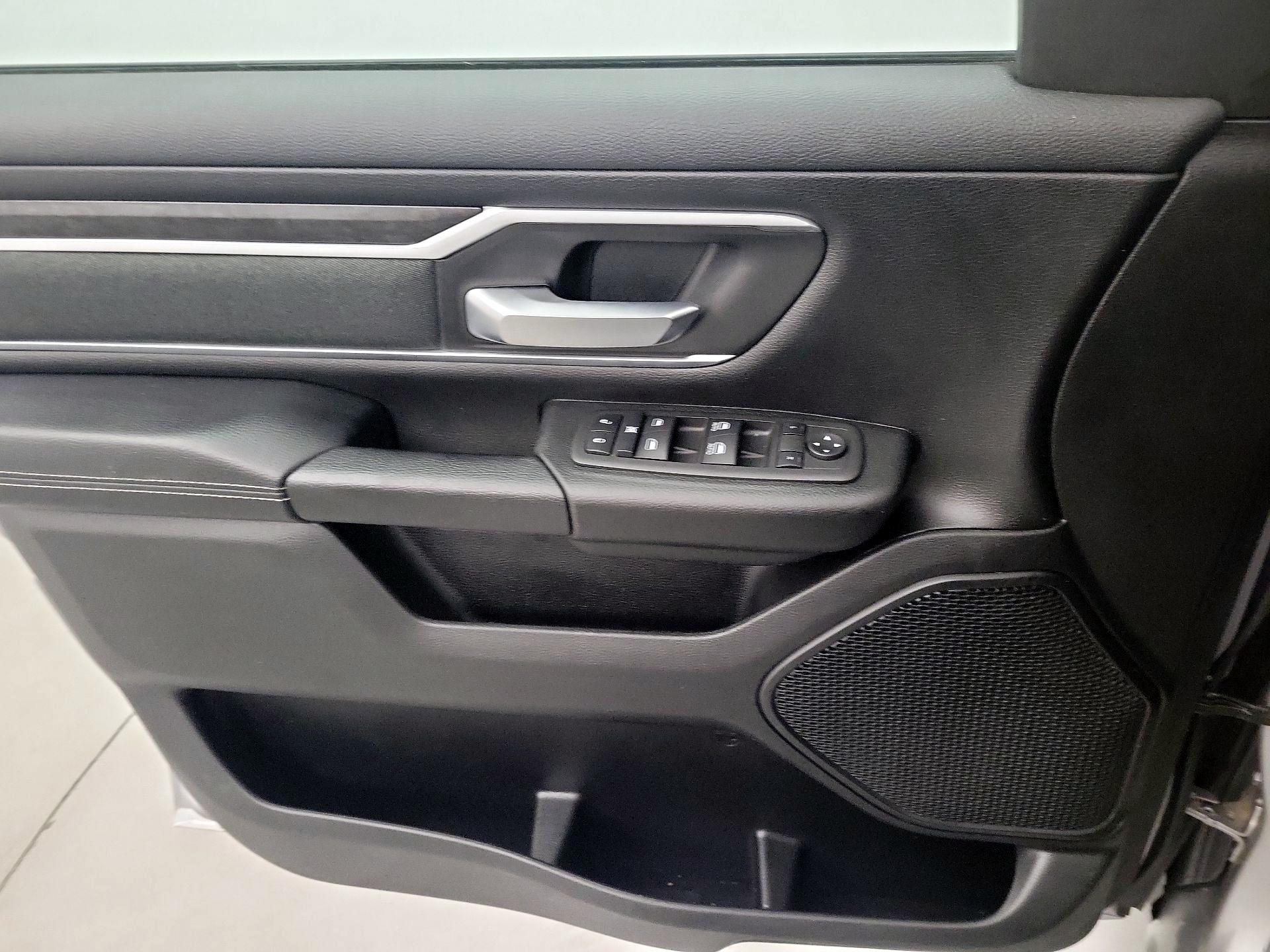 Thumbnail: 2022 RAM 1500 - 10