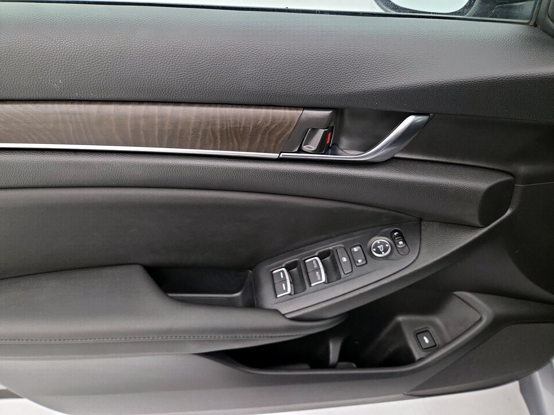 Thumbnail: 2020 Honda Accord - 12