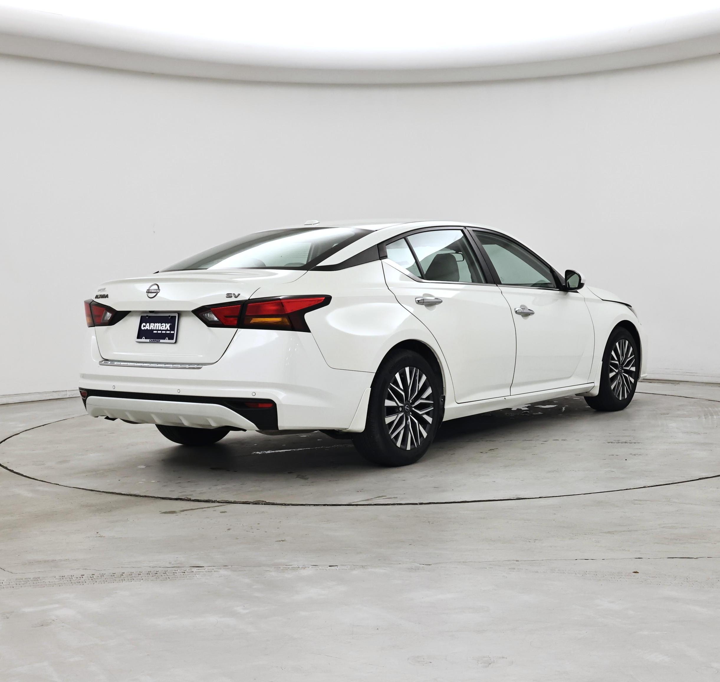 Thumbnail: 2023 Nissan Altima - 8
