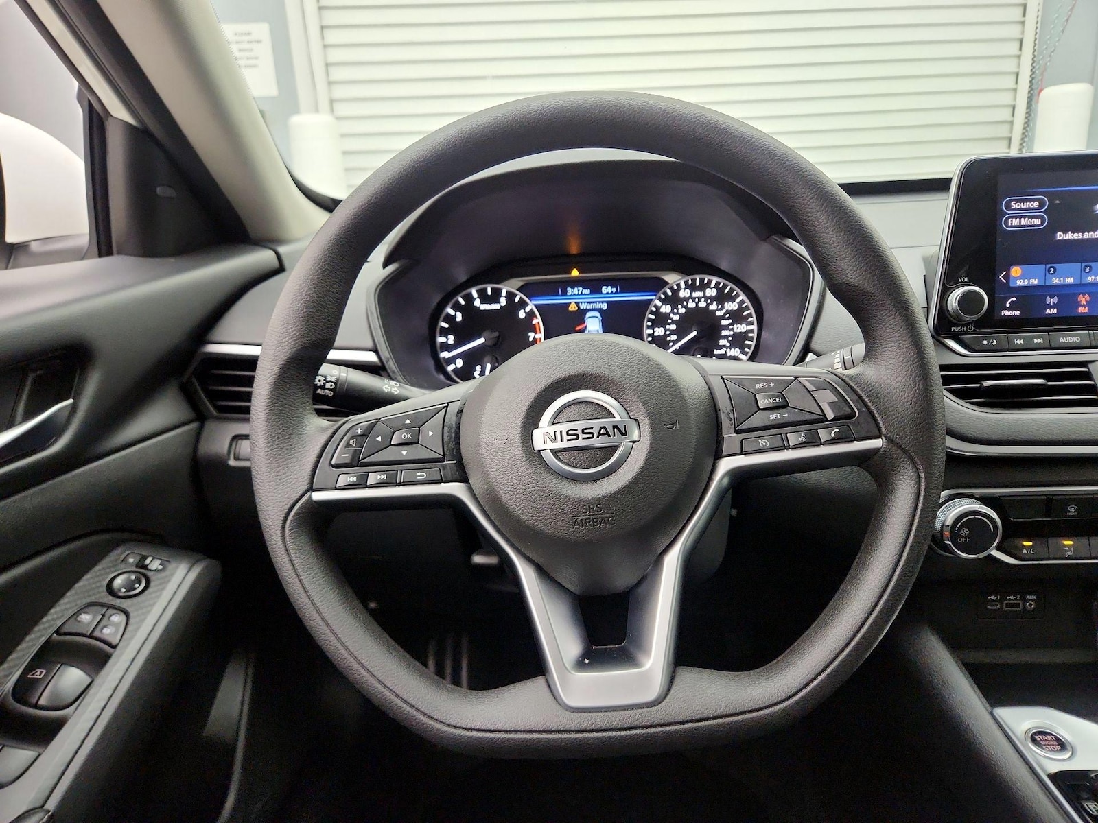 2022 Nissan Altima SV - Photo 11