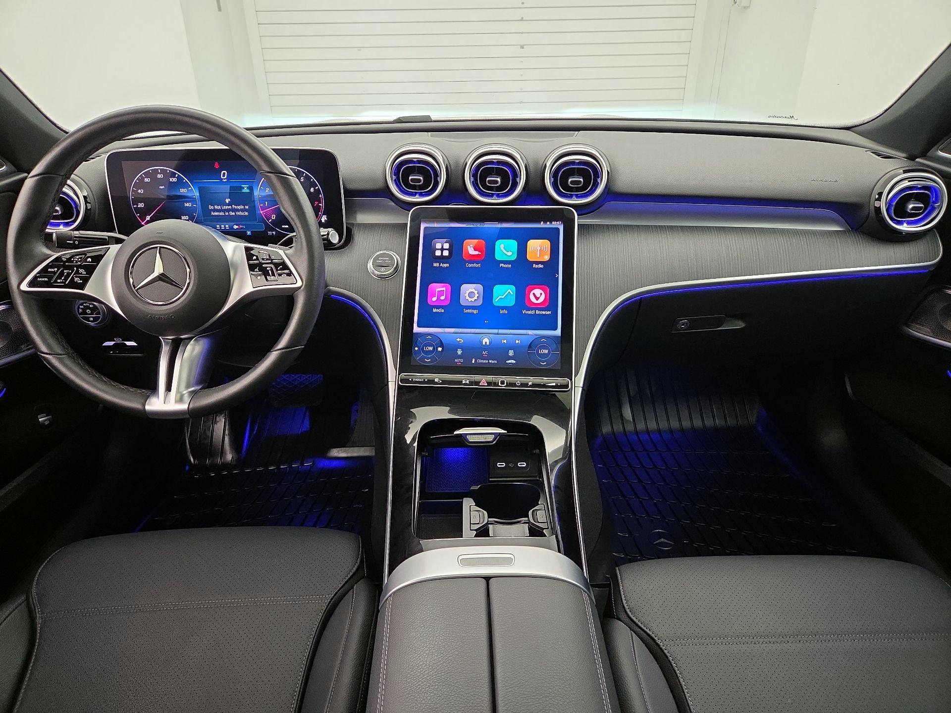 Thumbnail: 2025 Mercedes-Benz C-Class - 9