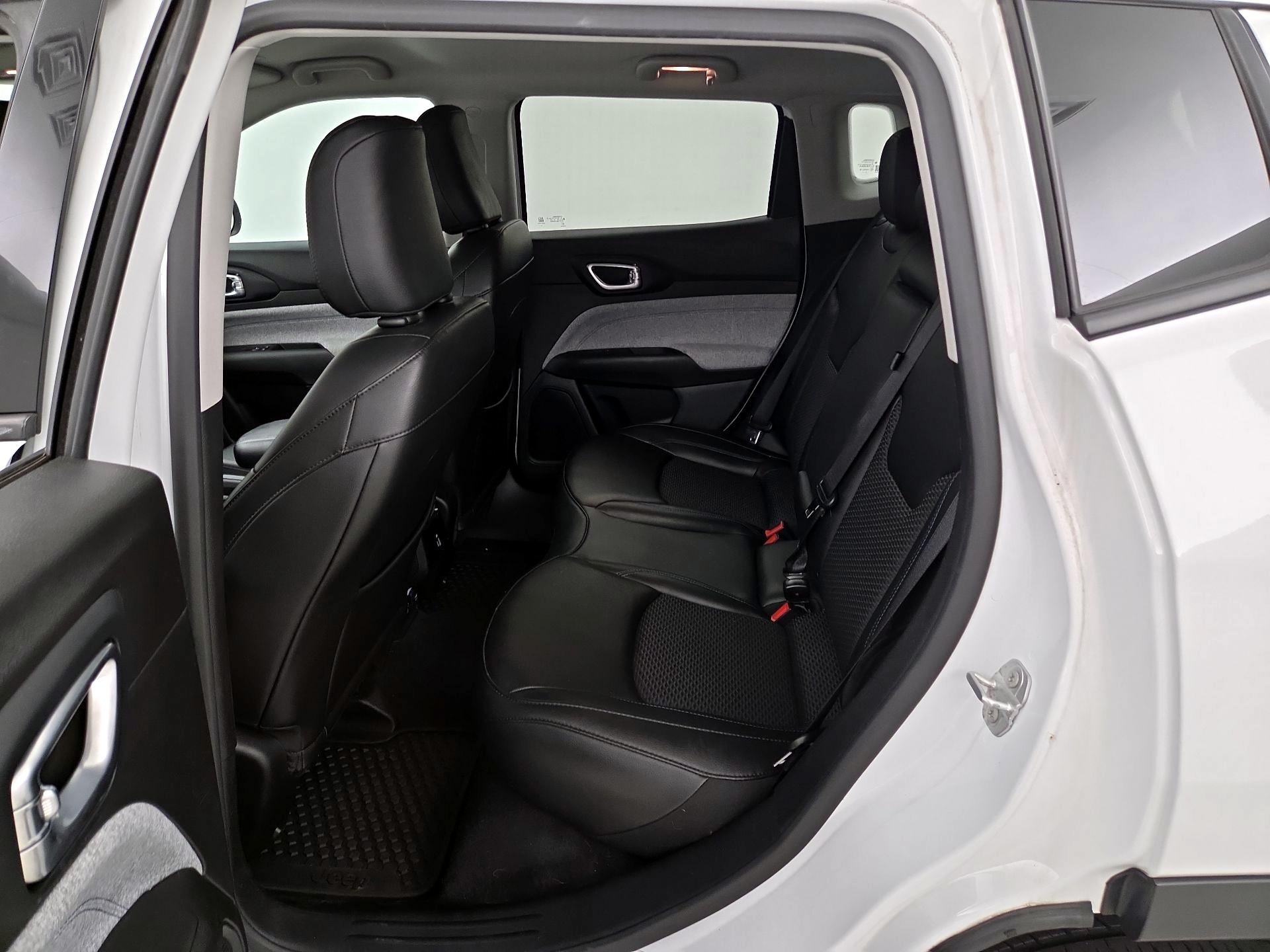 Thumbnail: 2022 Jeep Compass - 19