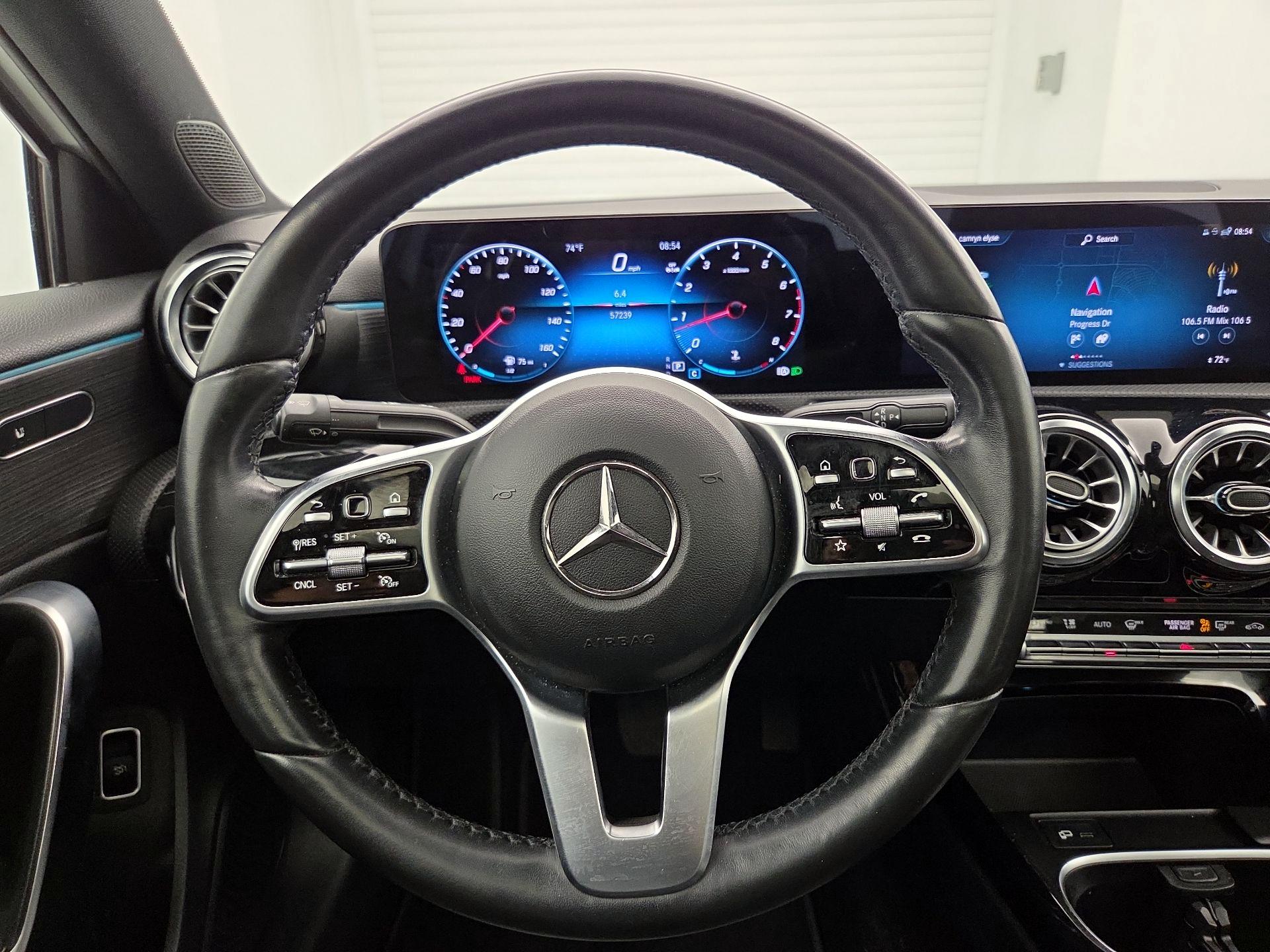 Thumbnail: 2022 Mercedes-Benz A-Class - 10