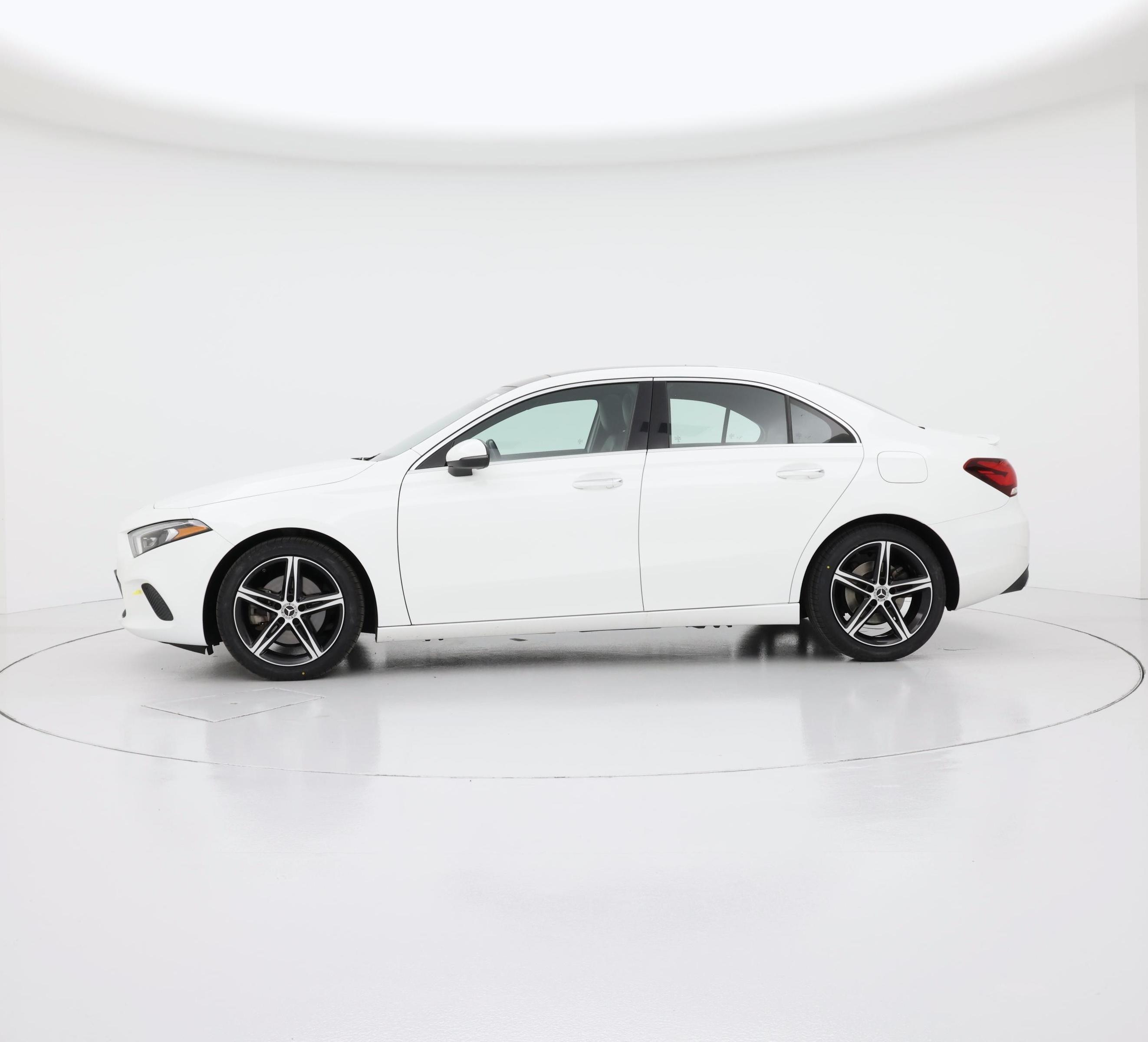 Thumbnail: 2022 Mercedes-Benz A-Class - 3