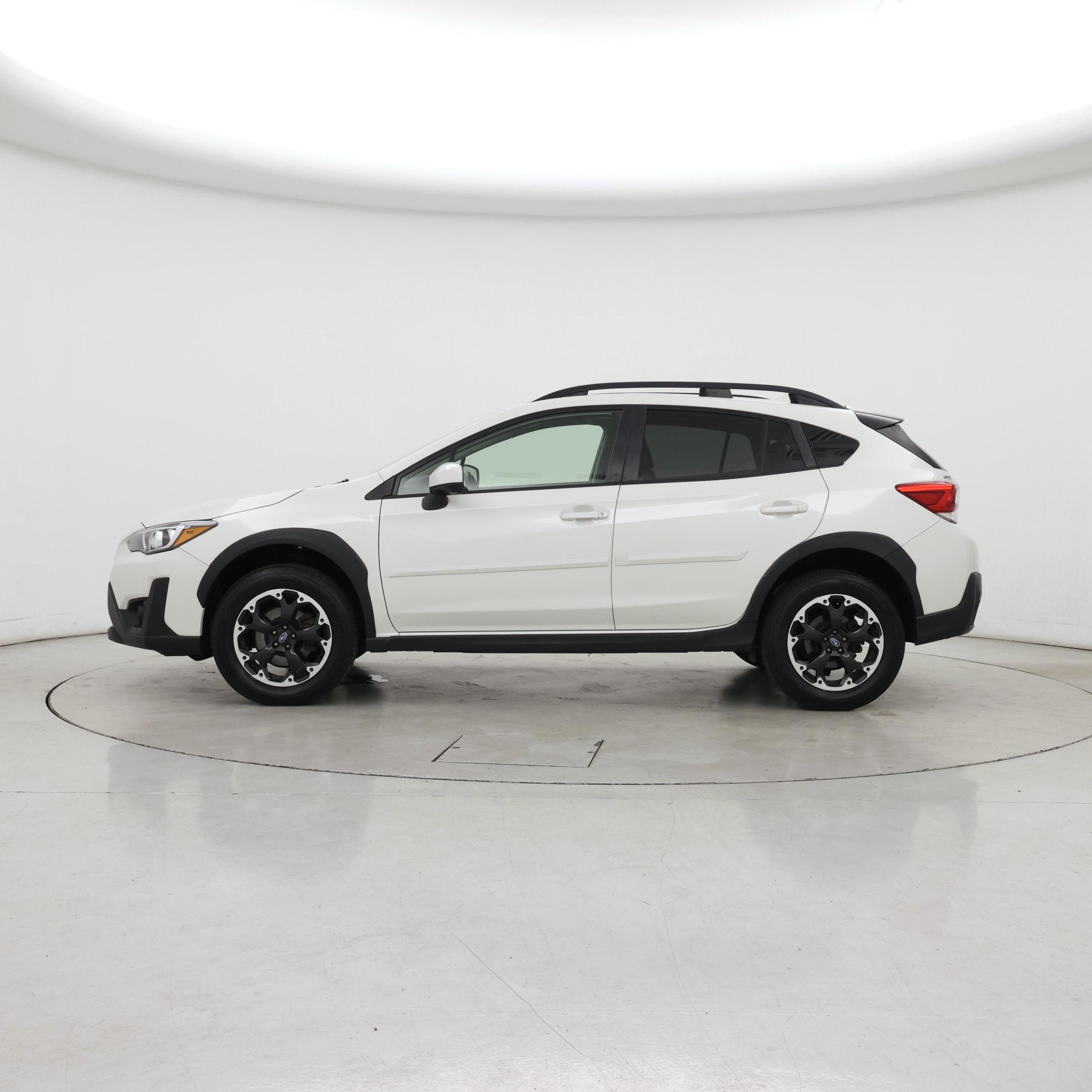 Thumbnail: 2021 Subaru Crosstrek - 3