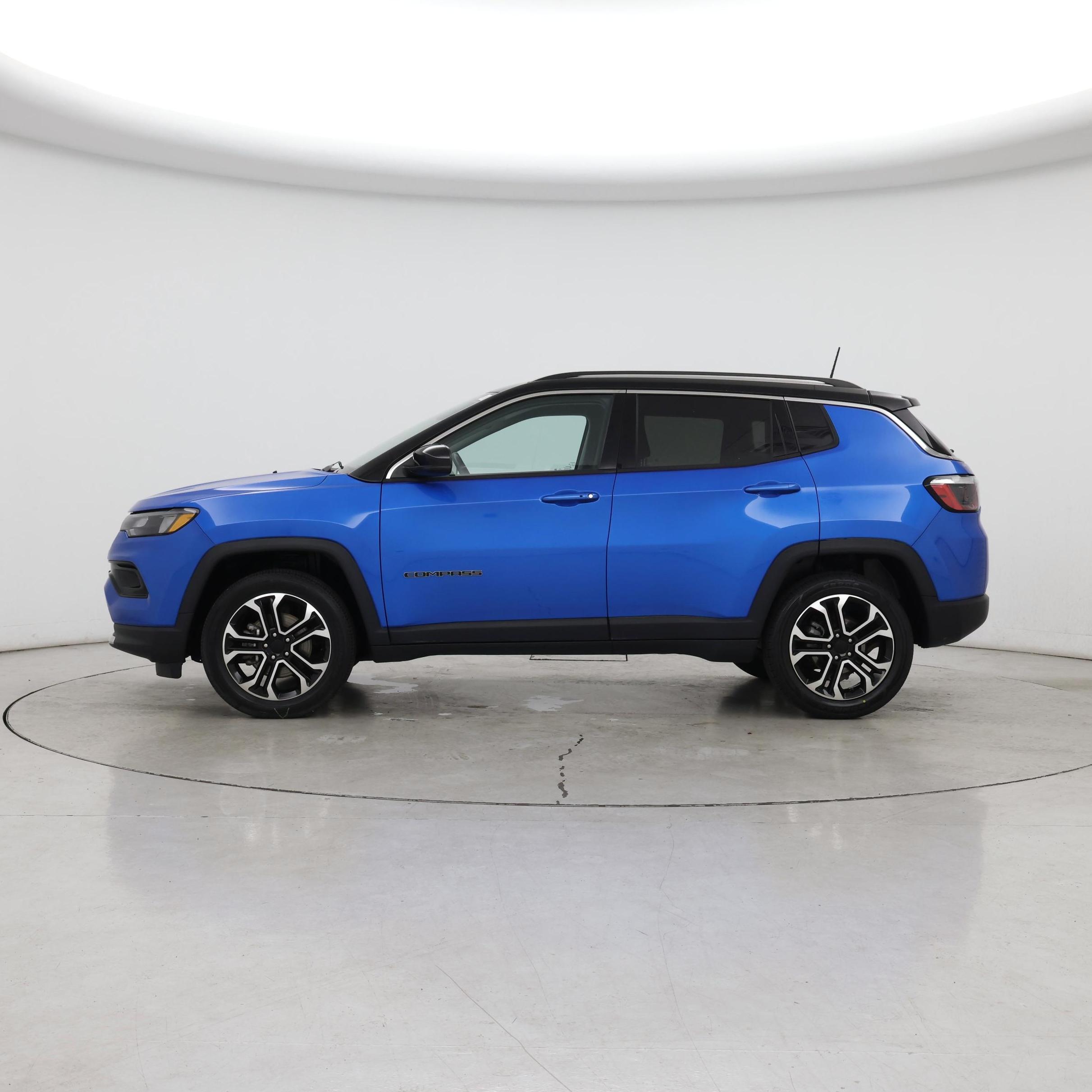 Thumbnail: 2022 Jeep Compass - 3