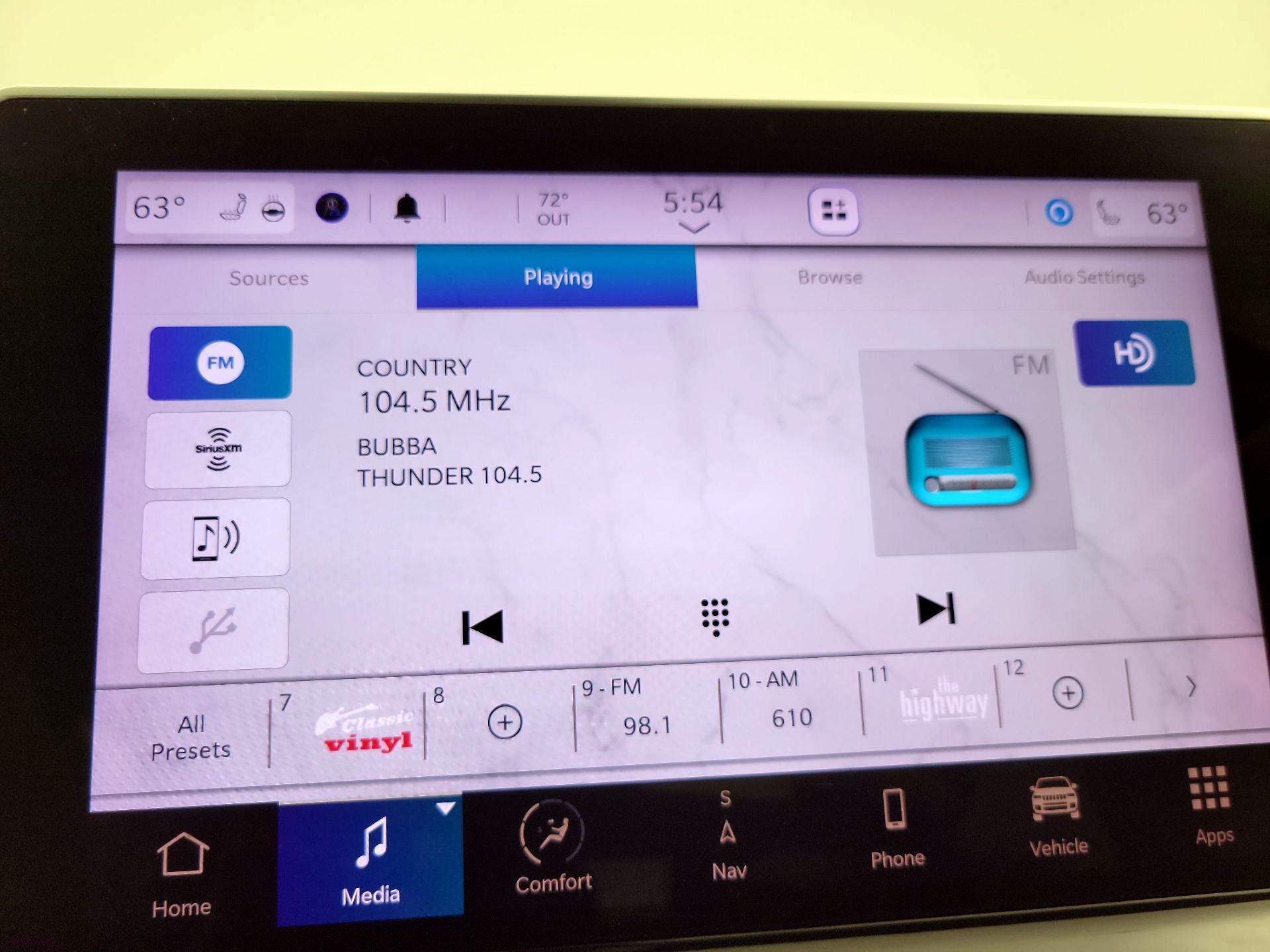 Thumbnail: 2022 Jeep Compass - 15