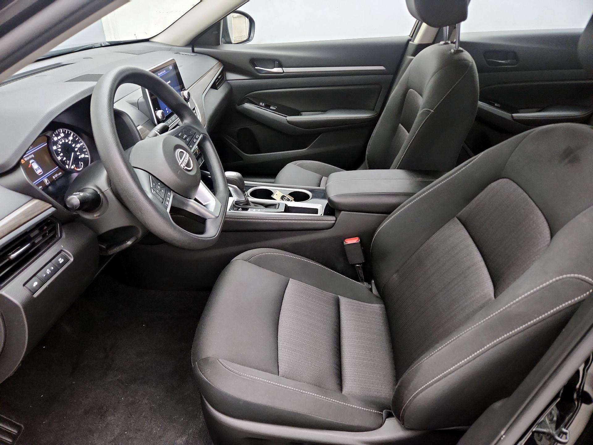 Thumbnail: 2023 Nissan Altima - 11