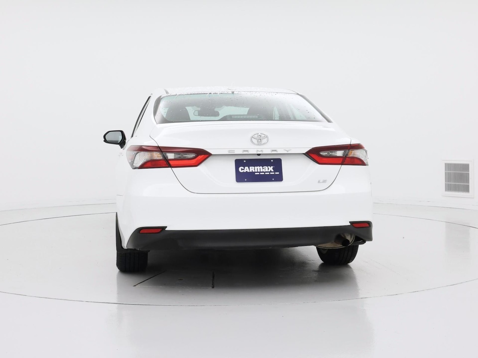 2023 Toyota Camry LE - Photo 7