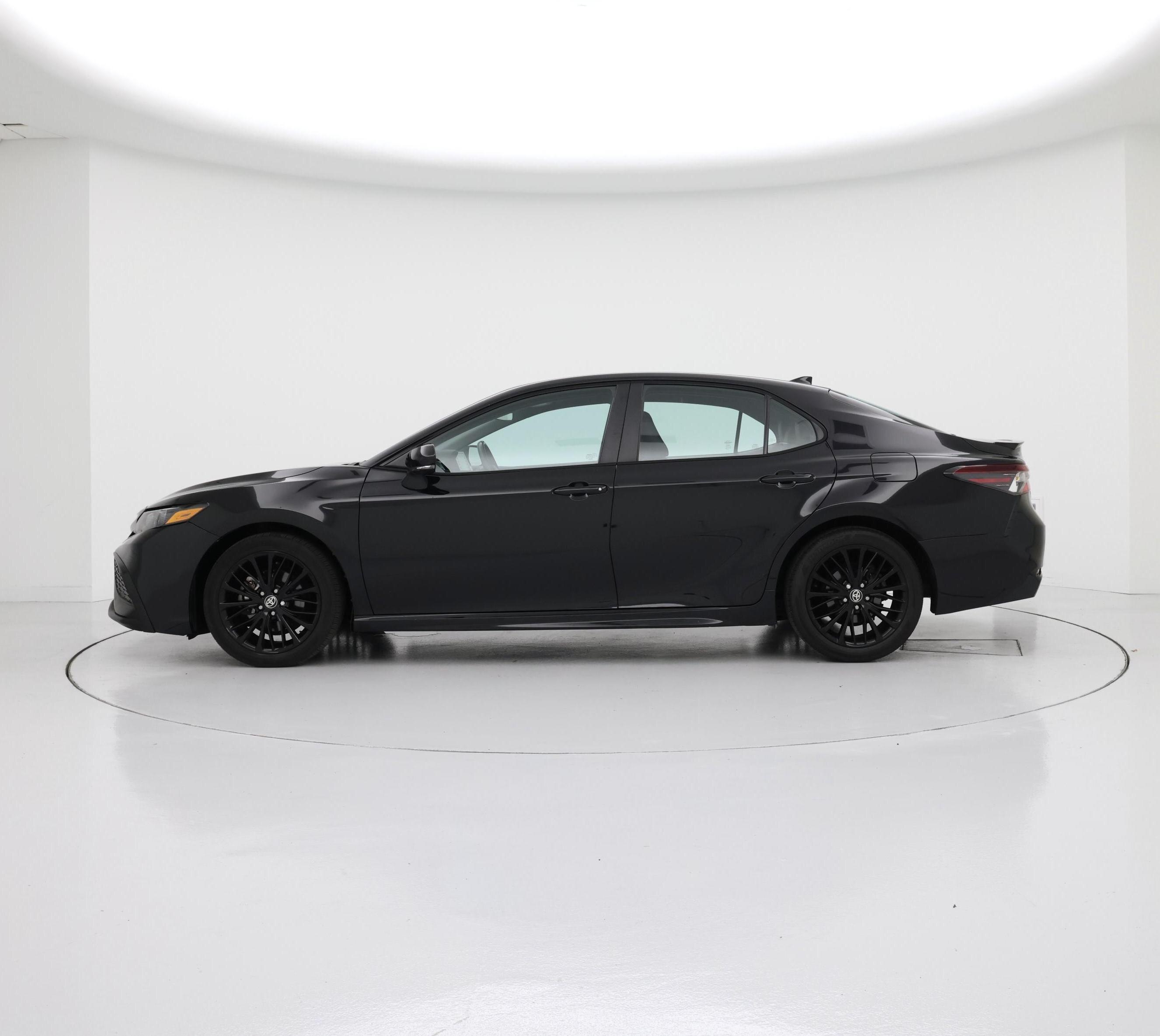 Thumbnail: 2023 Toyota Camry - 3
