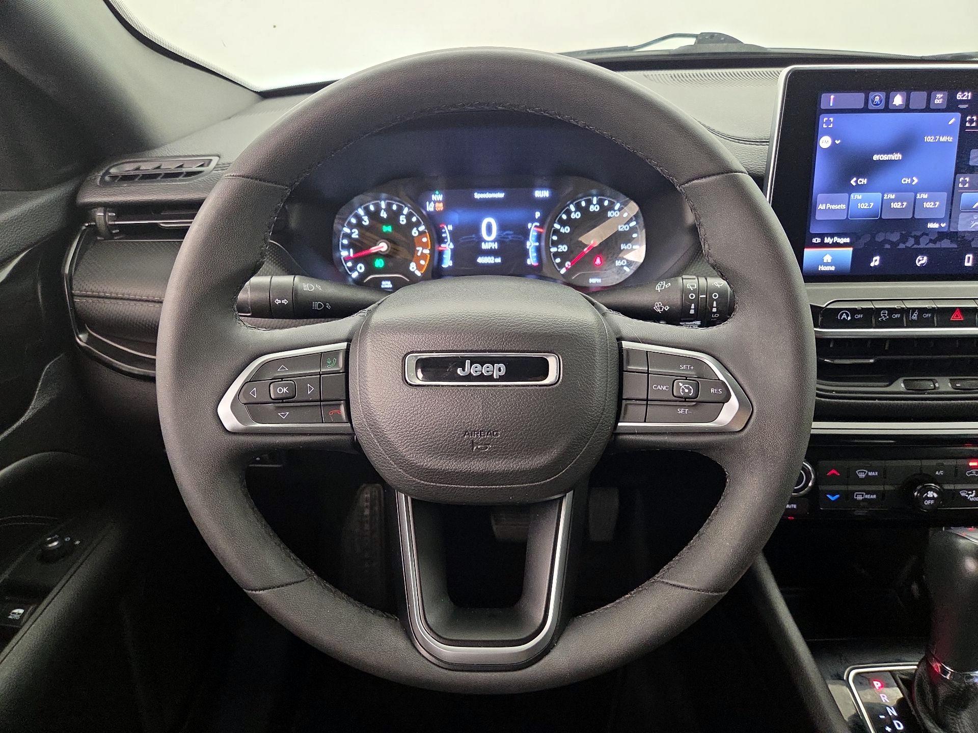 Thumbnail: 2022 Jeep Compass - 10