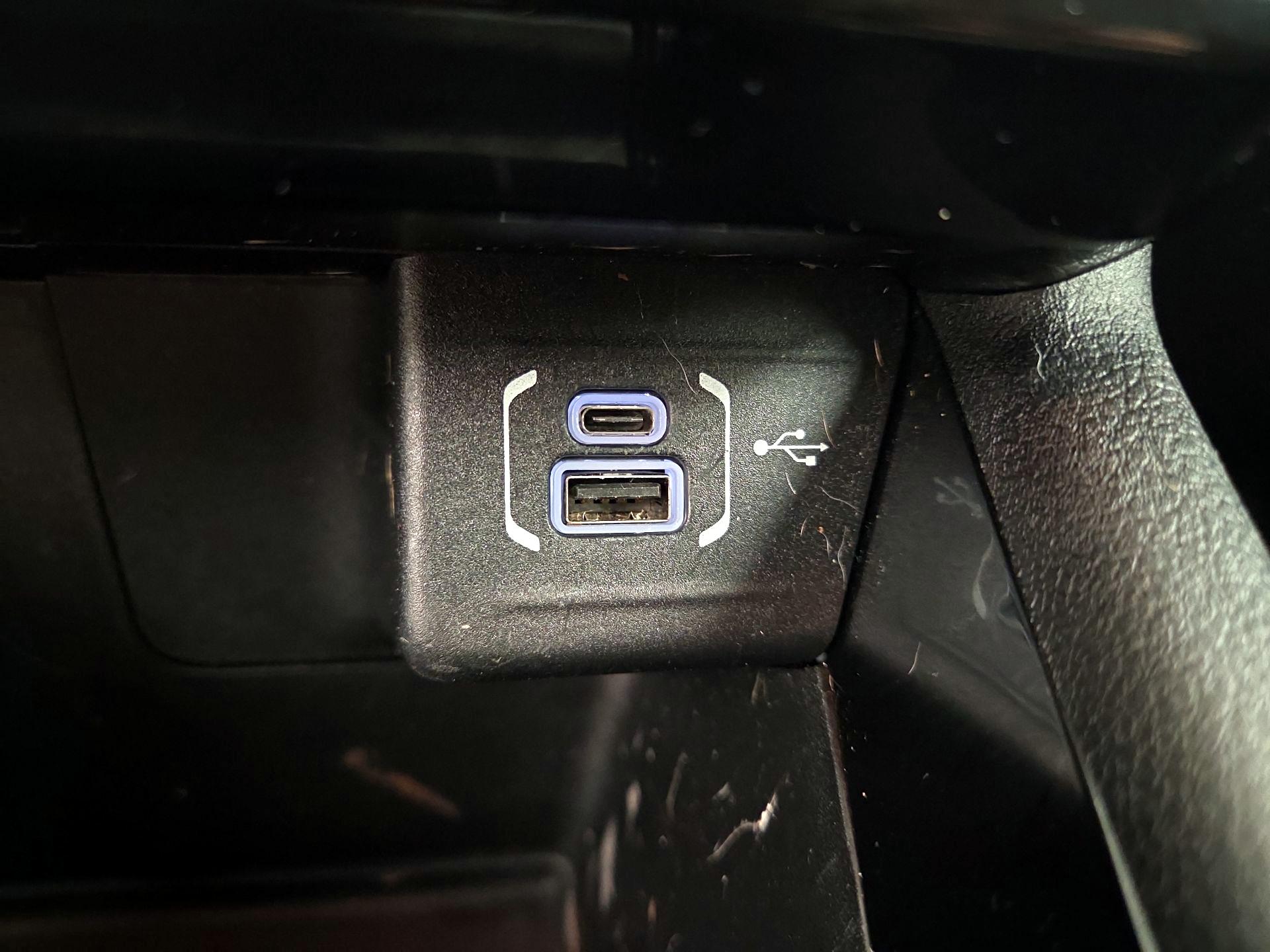 Thumbnail: 2022 Jeep Compass - 18