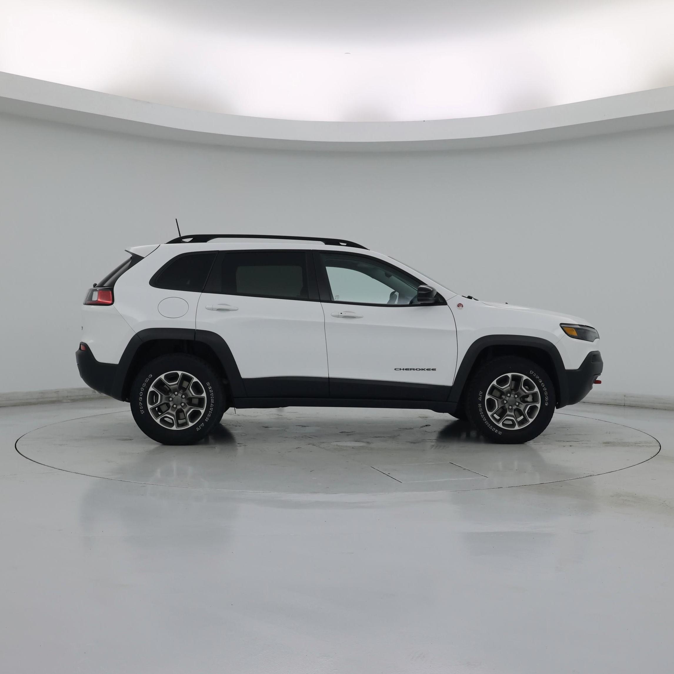 Thumbnail: 2022 Jeep Cherokee - 7