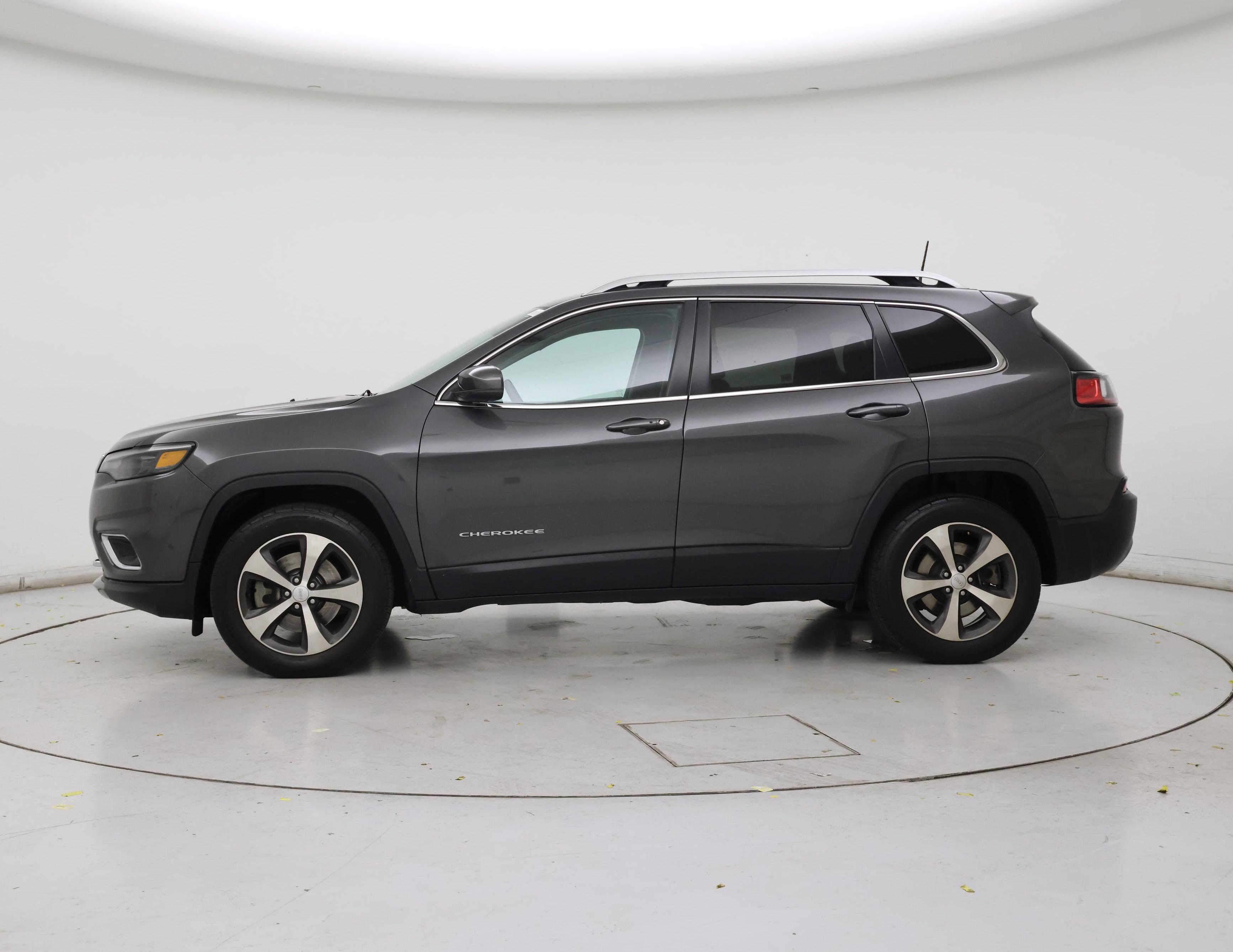 Thumbnail: 2021 Jeep Cherokee - 3