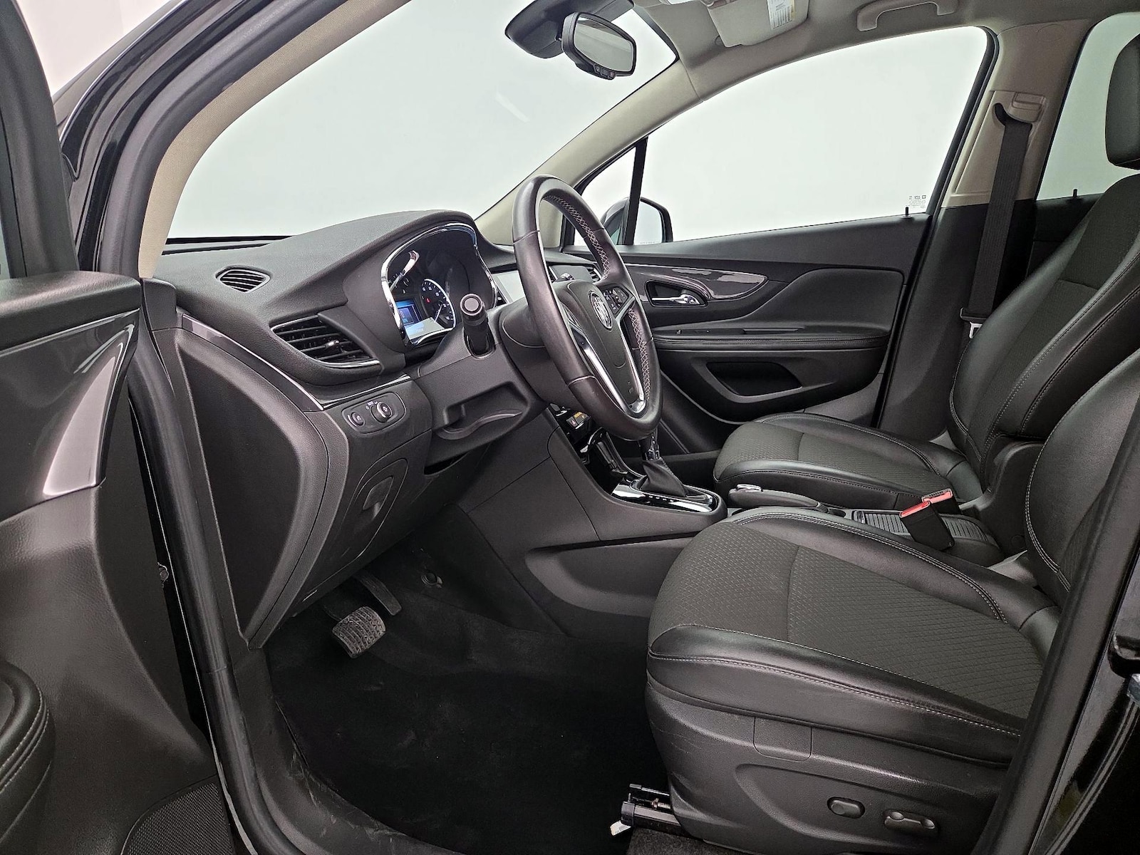 2020 Buick Encore Preferred - Photo 12
