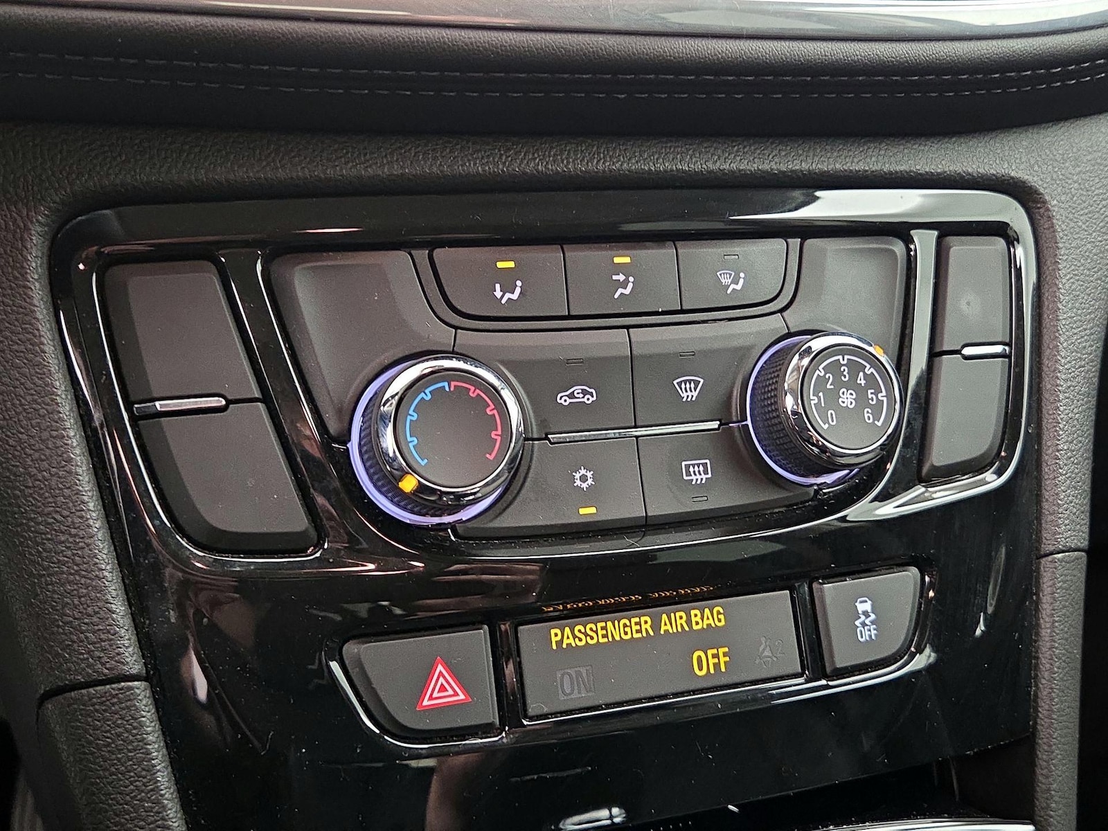 2020 Buick Encore Preferred - Photo 17