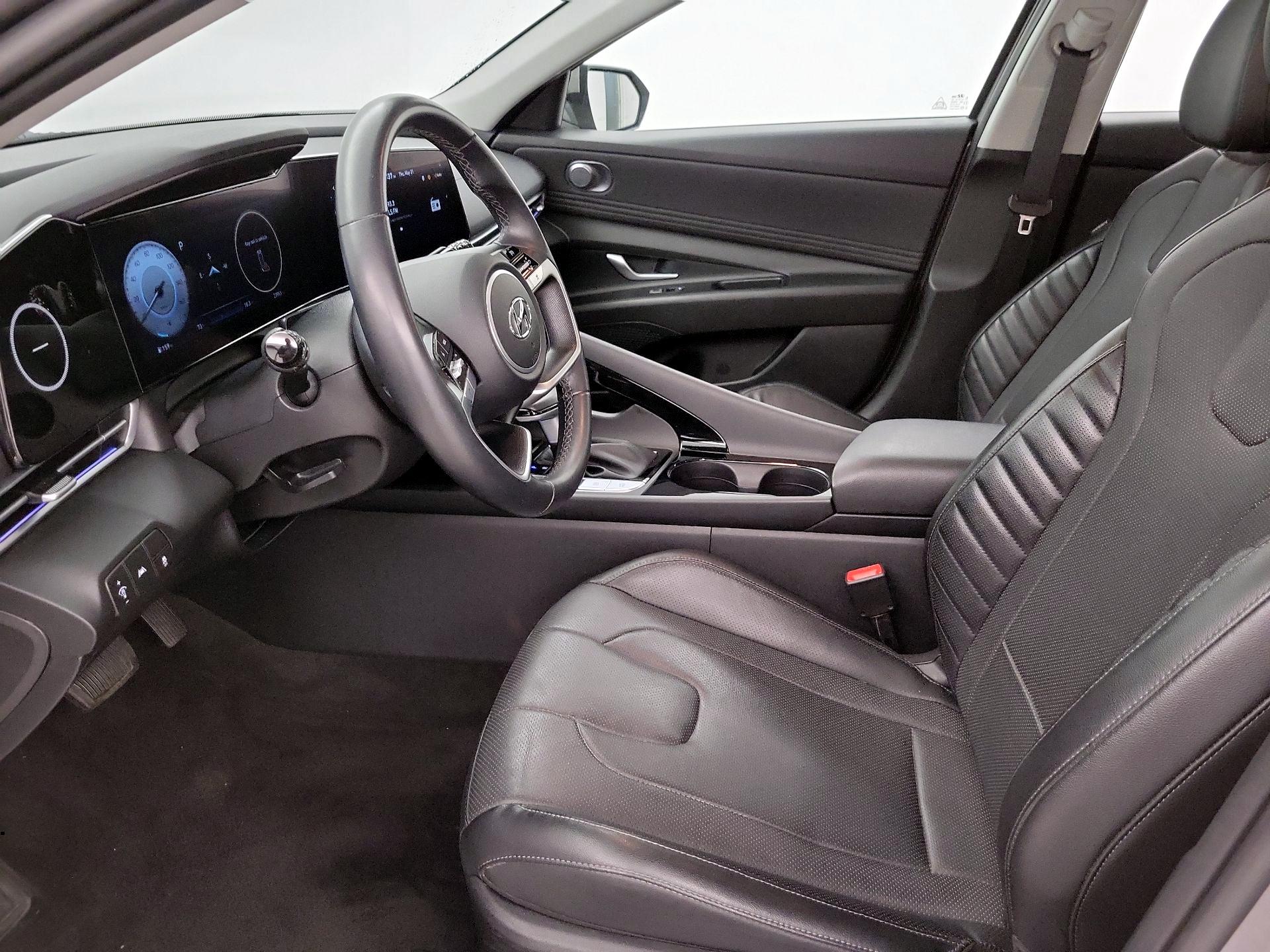 Thumbnail: 2023 Hyundai Elantra - 11
