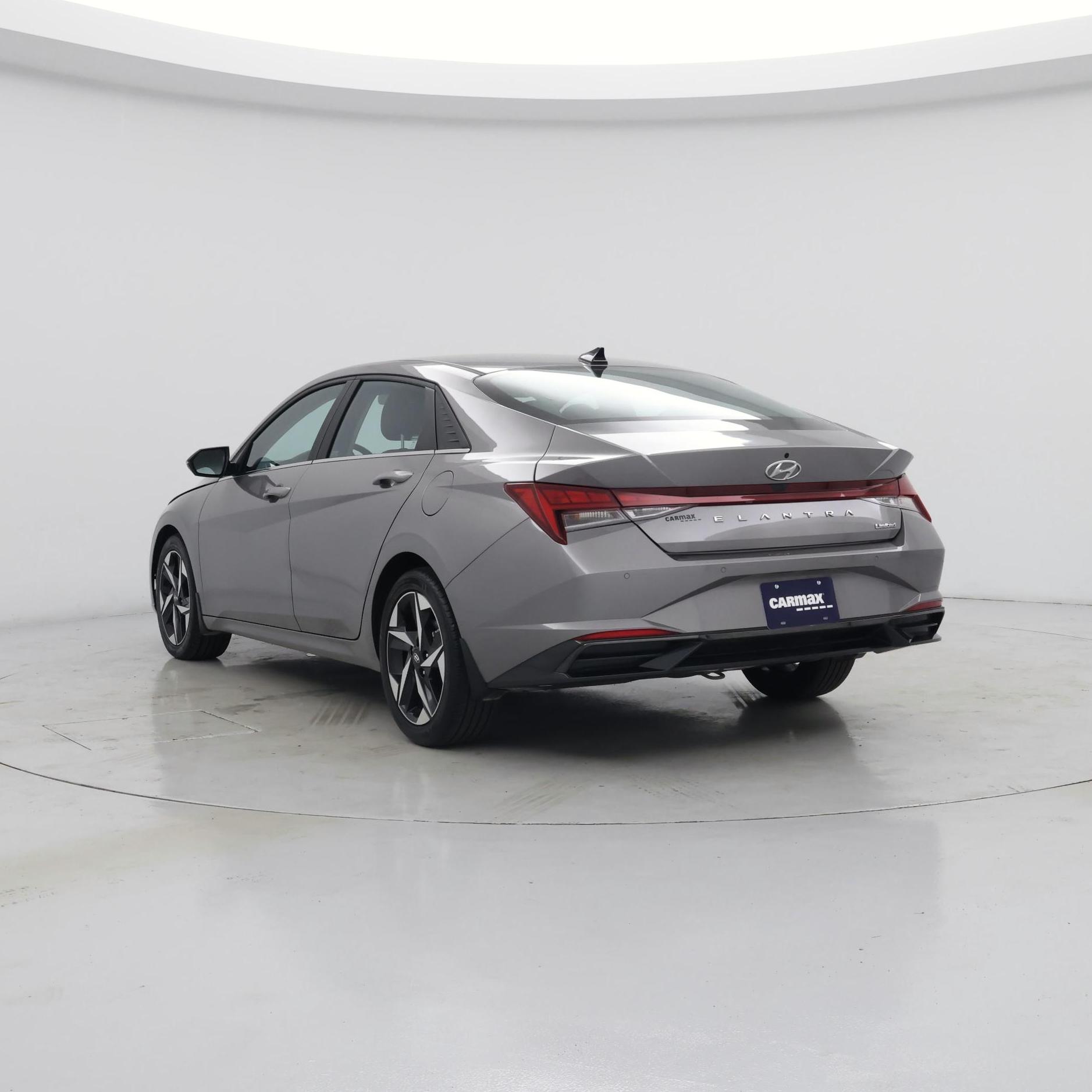 Thumbnail: 2023 Hyundai Elantra - 2