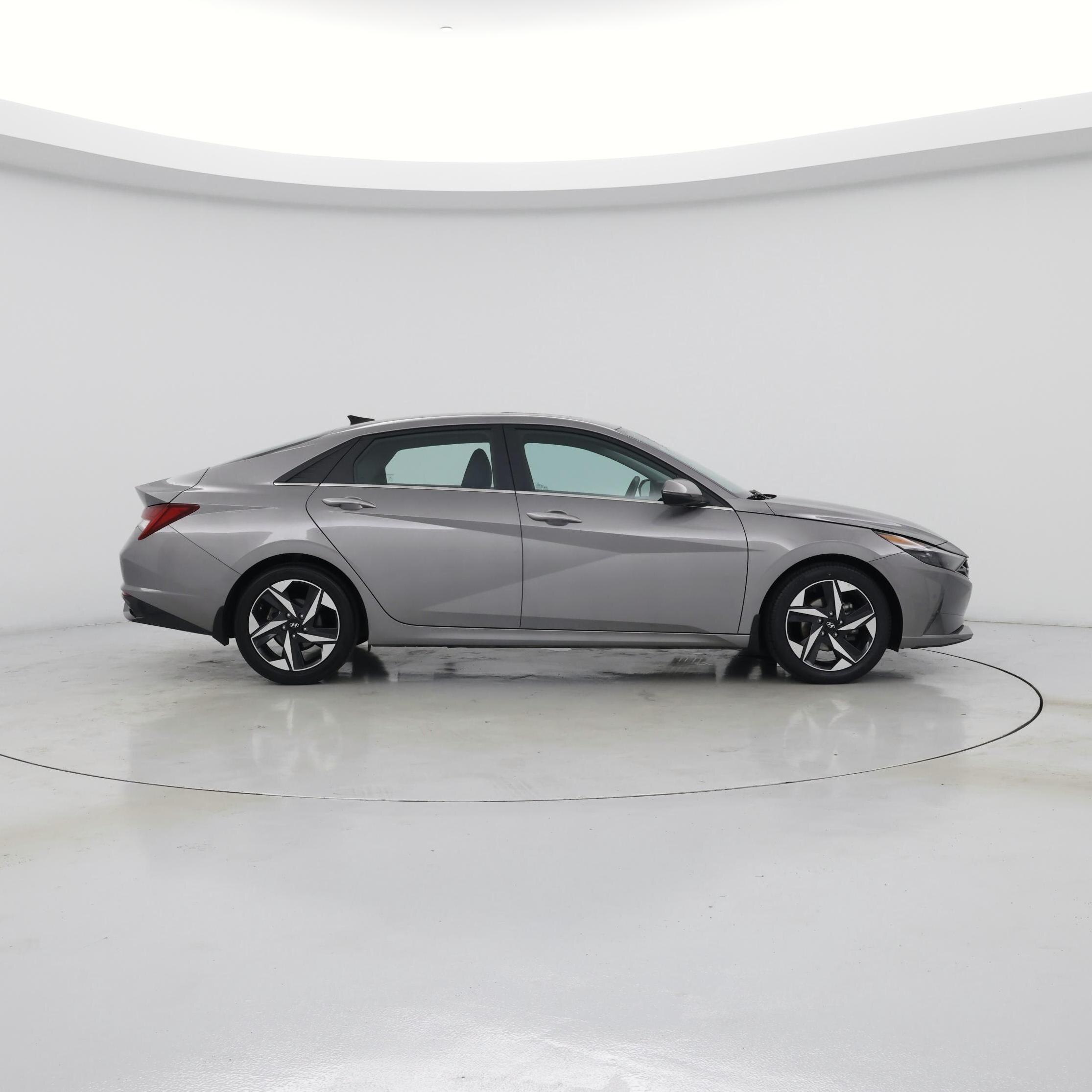 Thumbnail: 2023 Hyundai Elantra - 7
